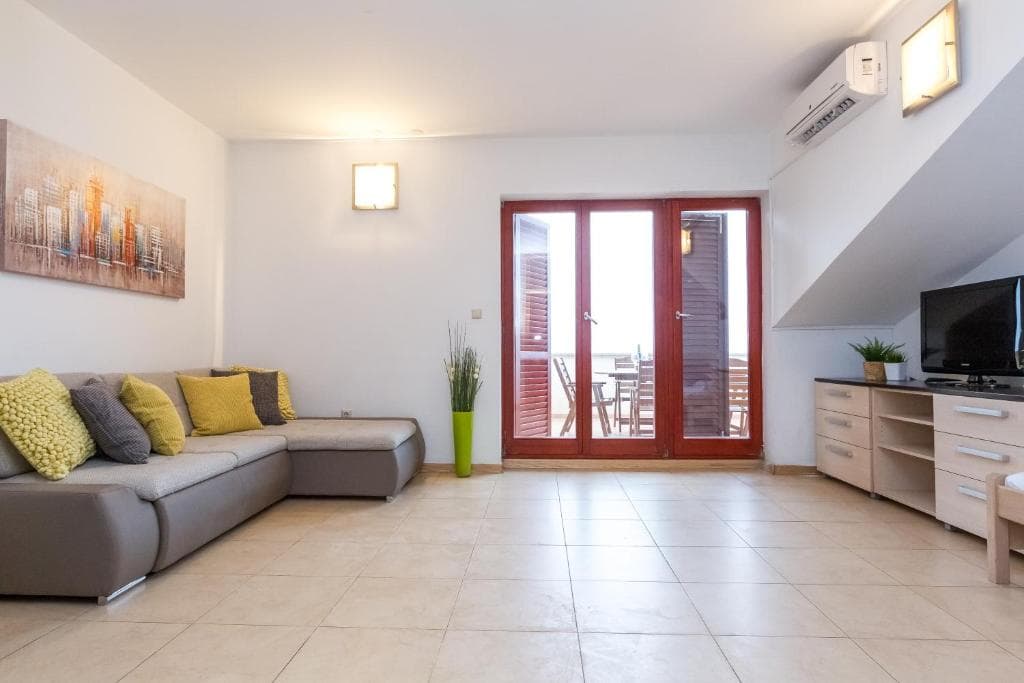 Maru 6 Apartment in Novalja Ansicht 4