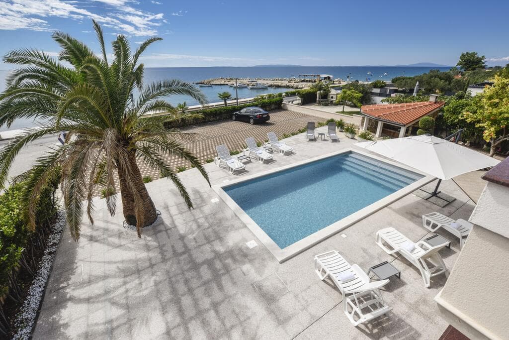 Tolo Studio Apartment in Novalja