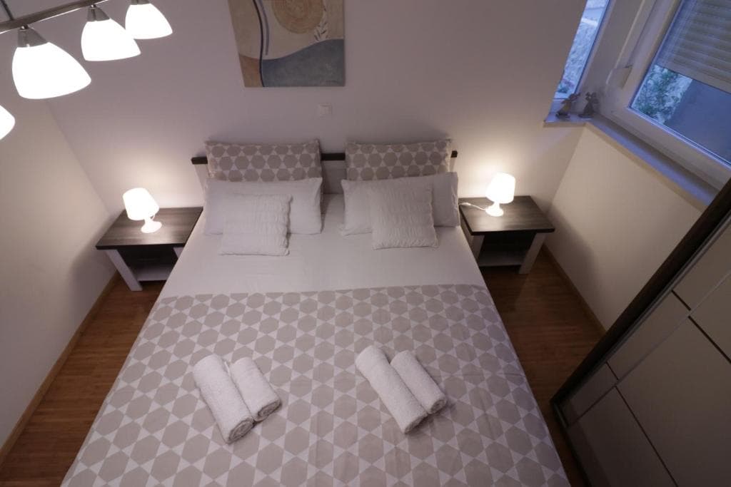 Tomana 4 Apartment mit Garten in Novalja Ansicht 4