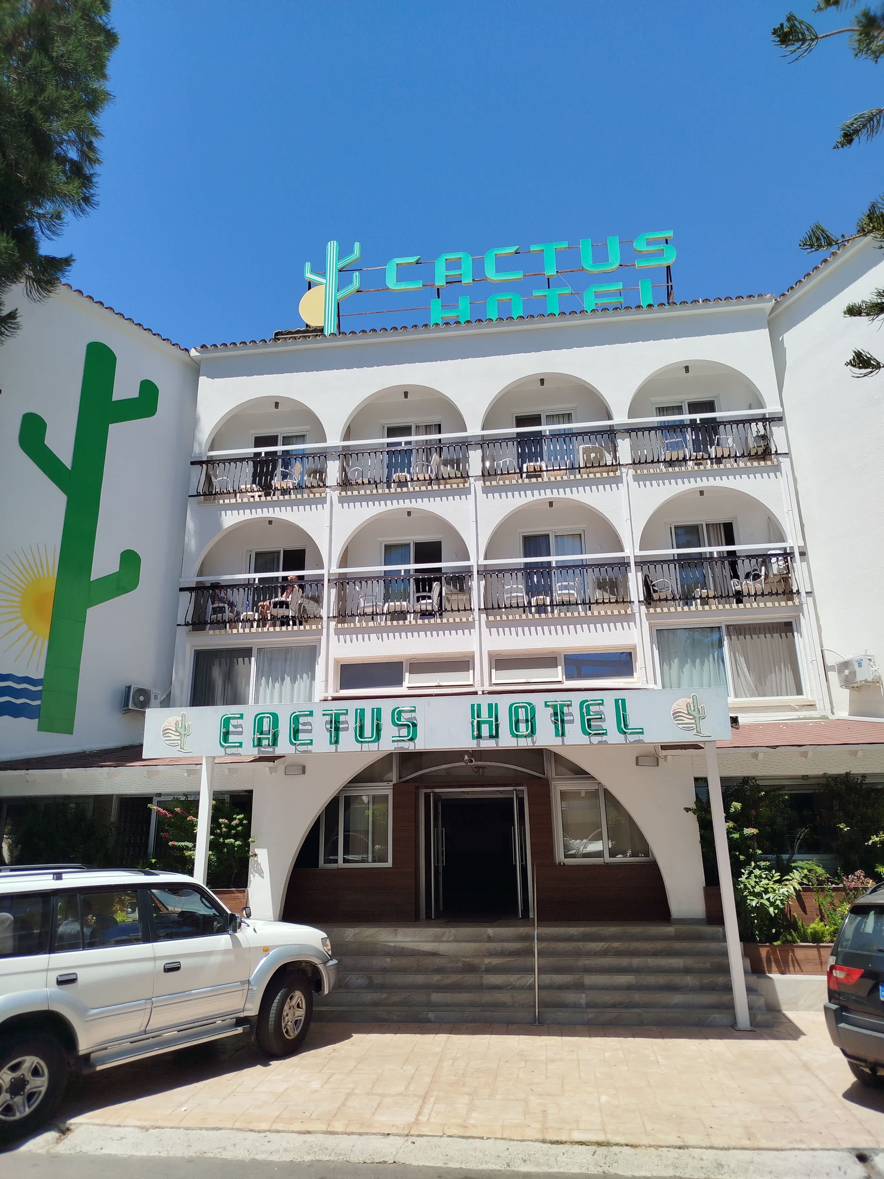 Hotel Cactus