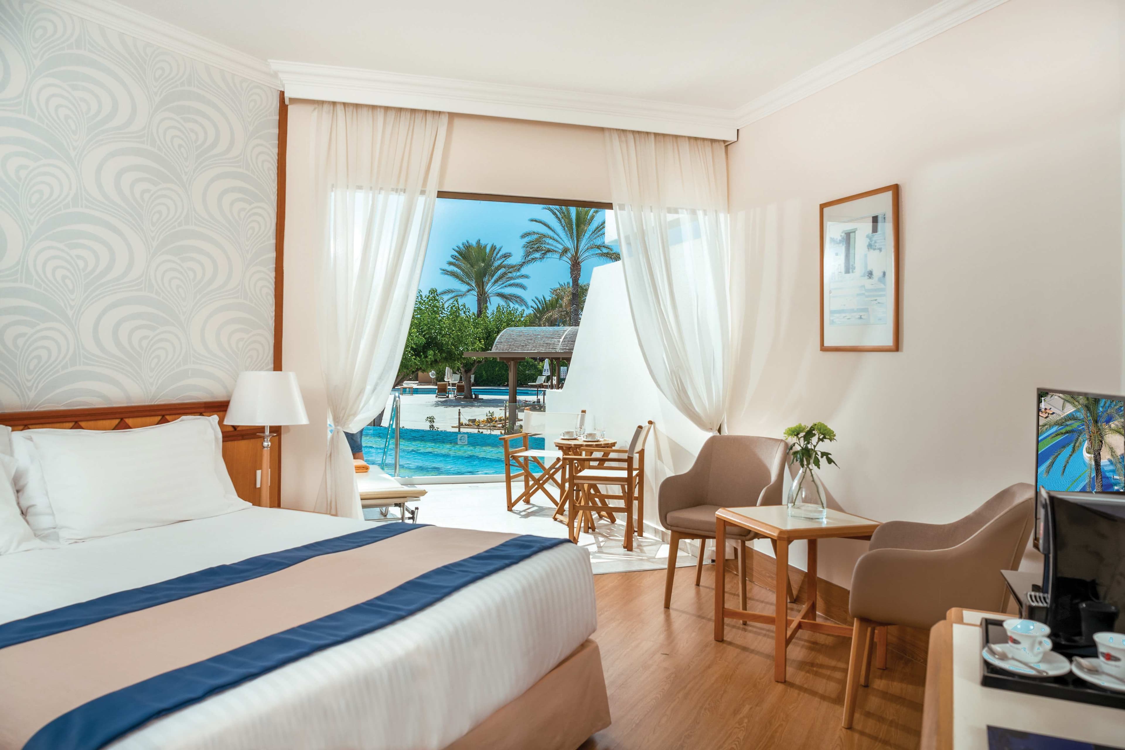 Constantinou Bros Athena Beach Hotel Ansicht 5