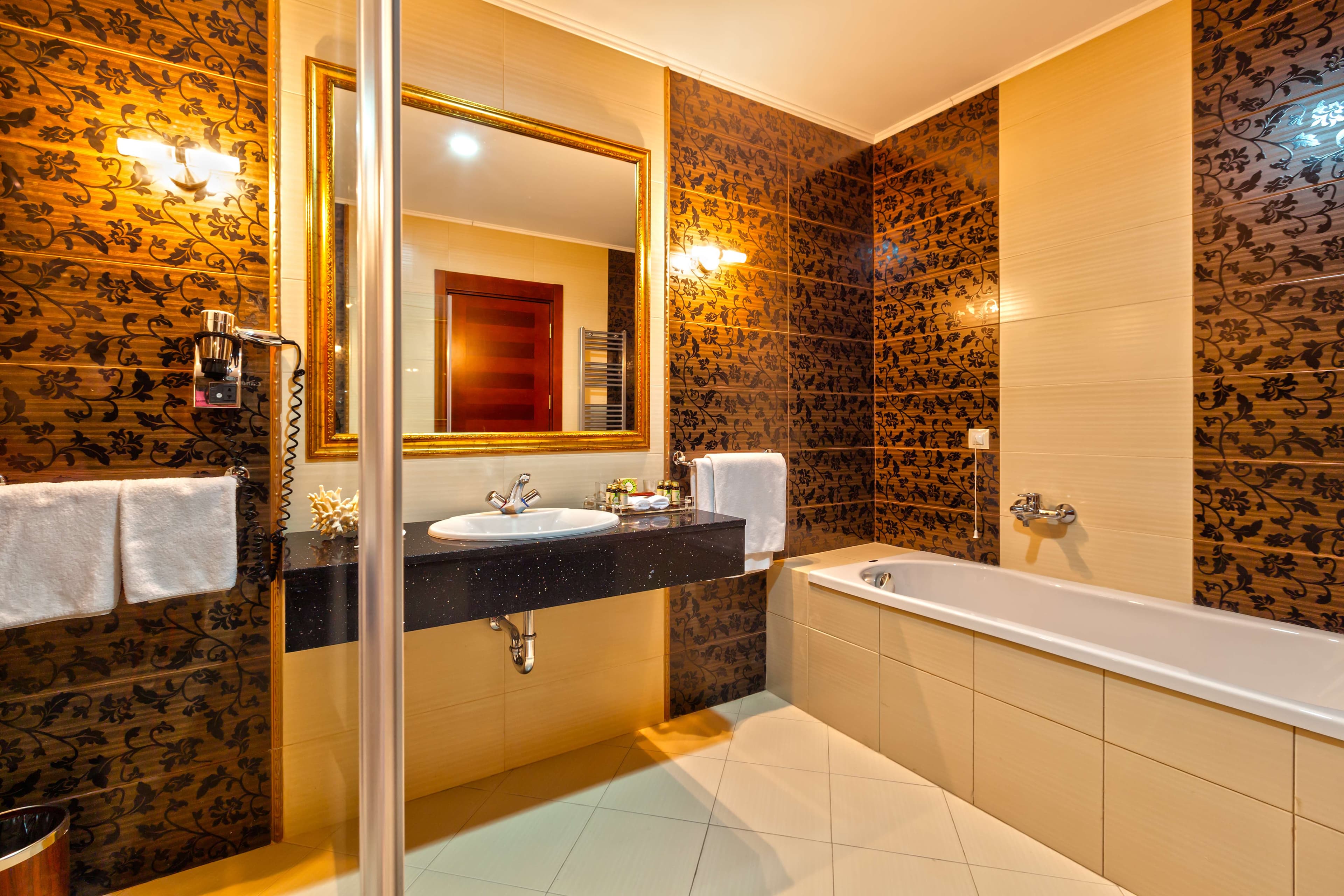 Grand Hotel & SPA Primoretz Ansicht 5