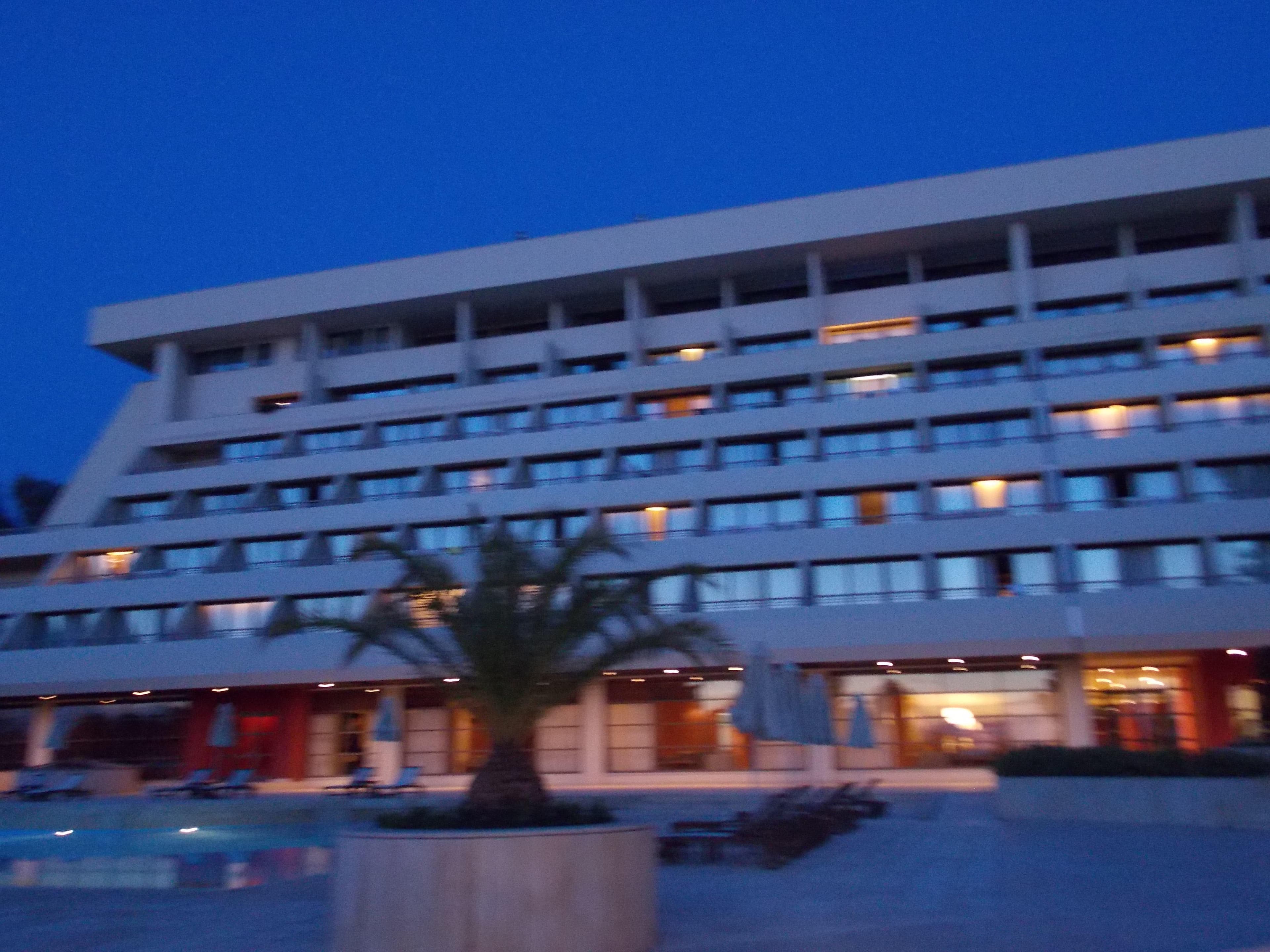 Meliton Inn Hotel & Suites