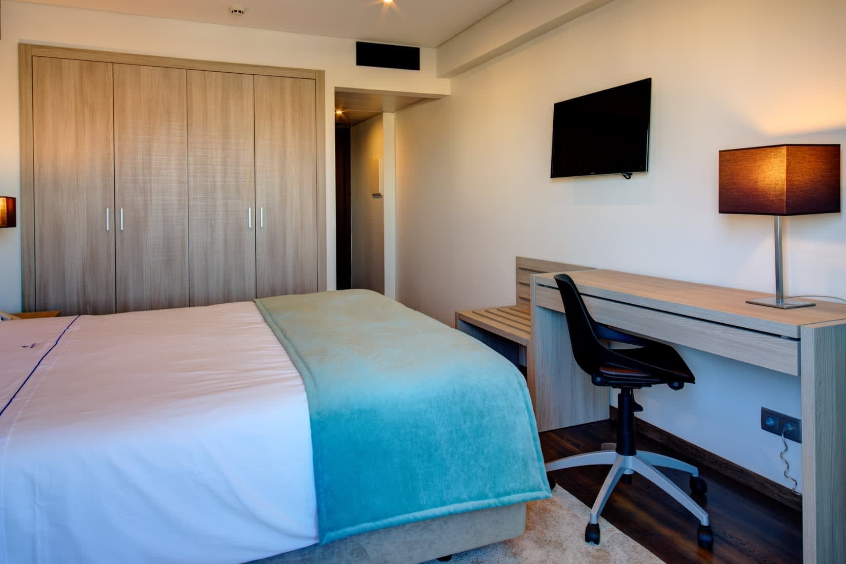 VIP Executive Zurique Hotel Ansicht 2