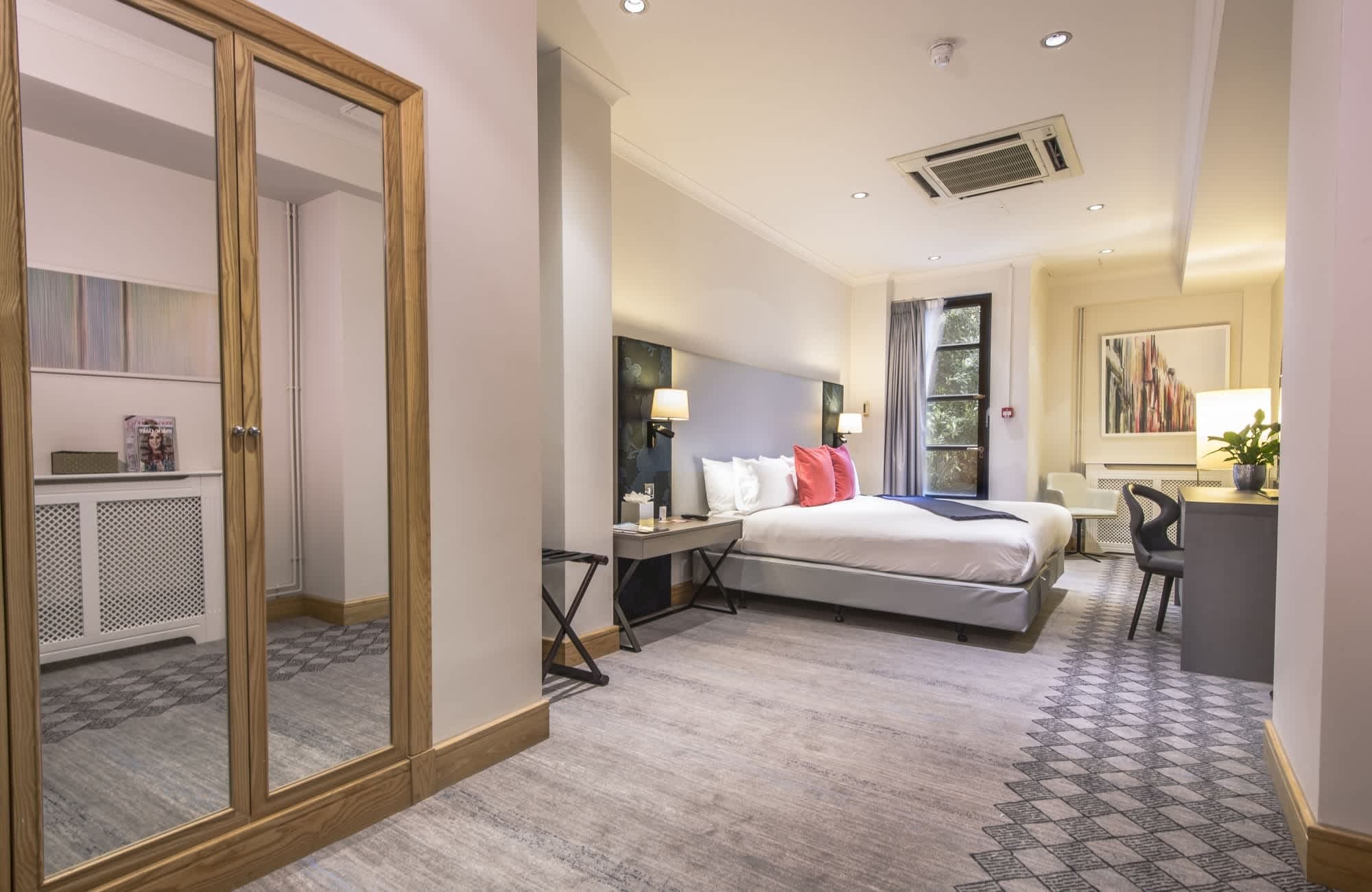 Doubletree By Hilton London Kensington Ansicht 4
