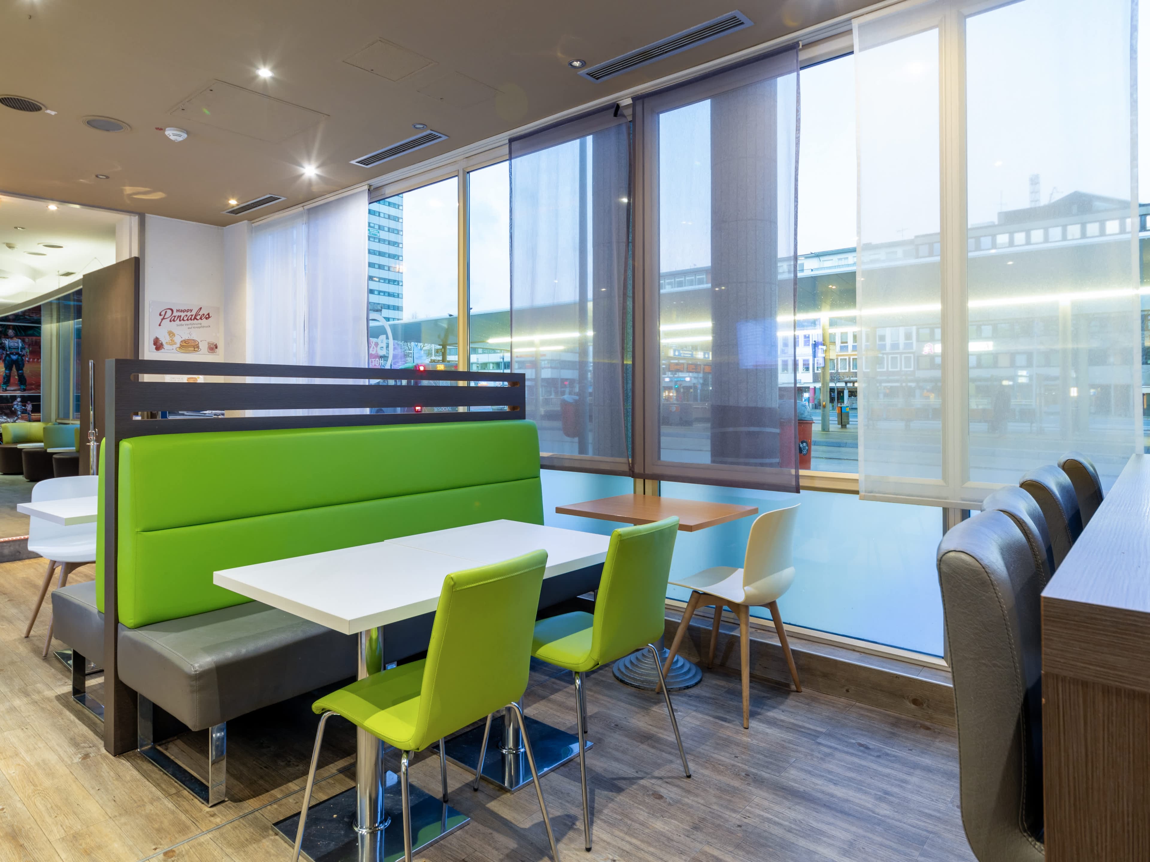 B&B HOTEL Bochum Hbf-Nord Ansicht 6