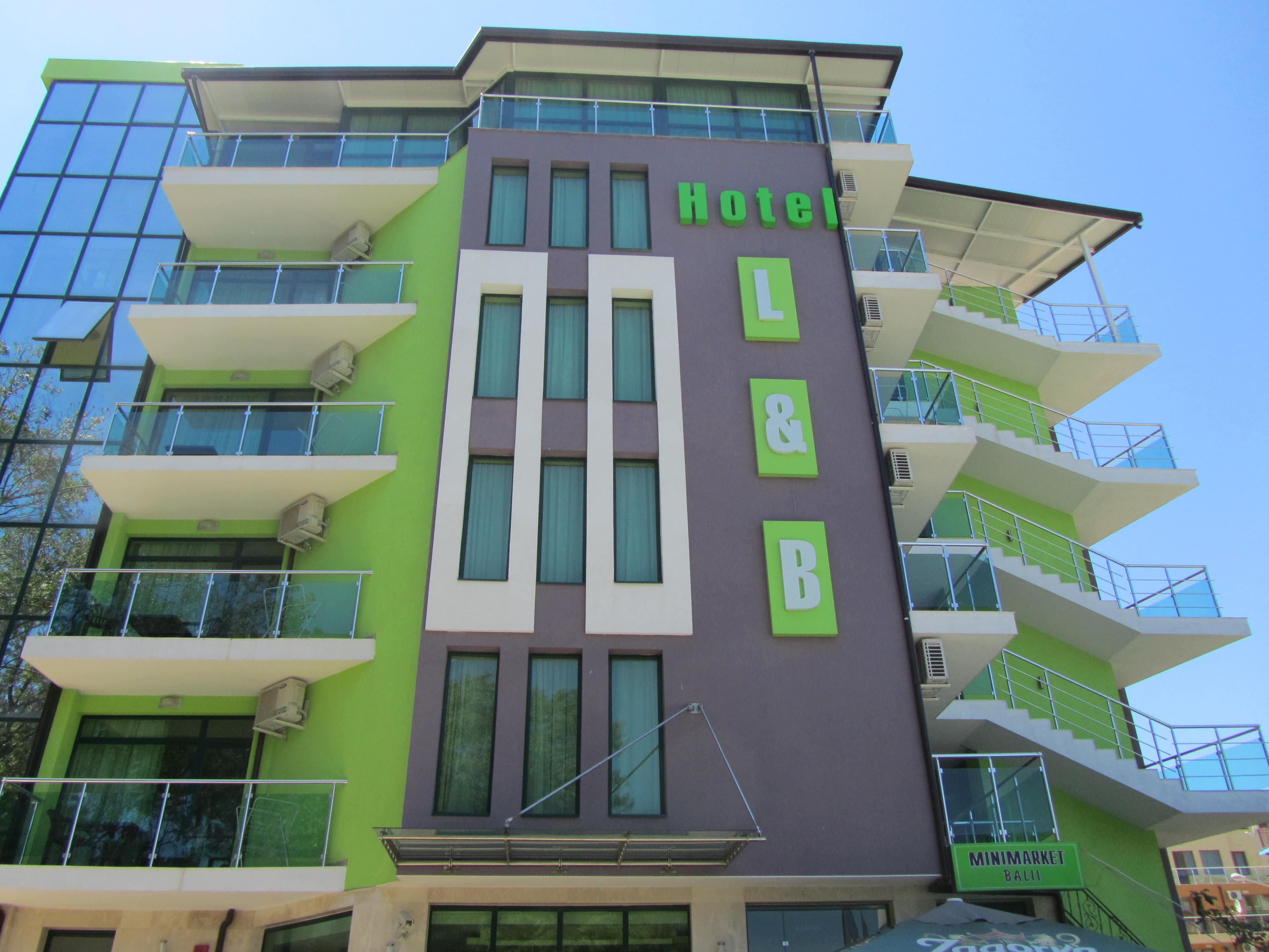 Hotel L&B Ansicht 2