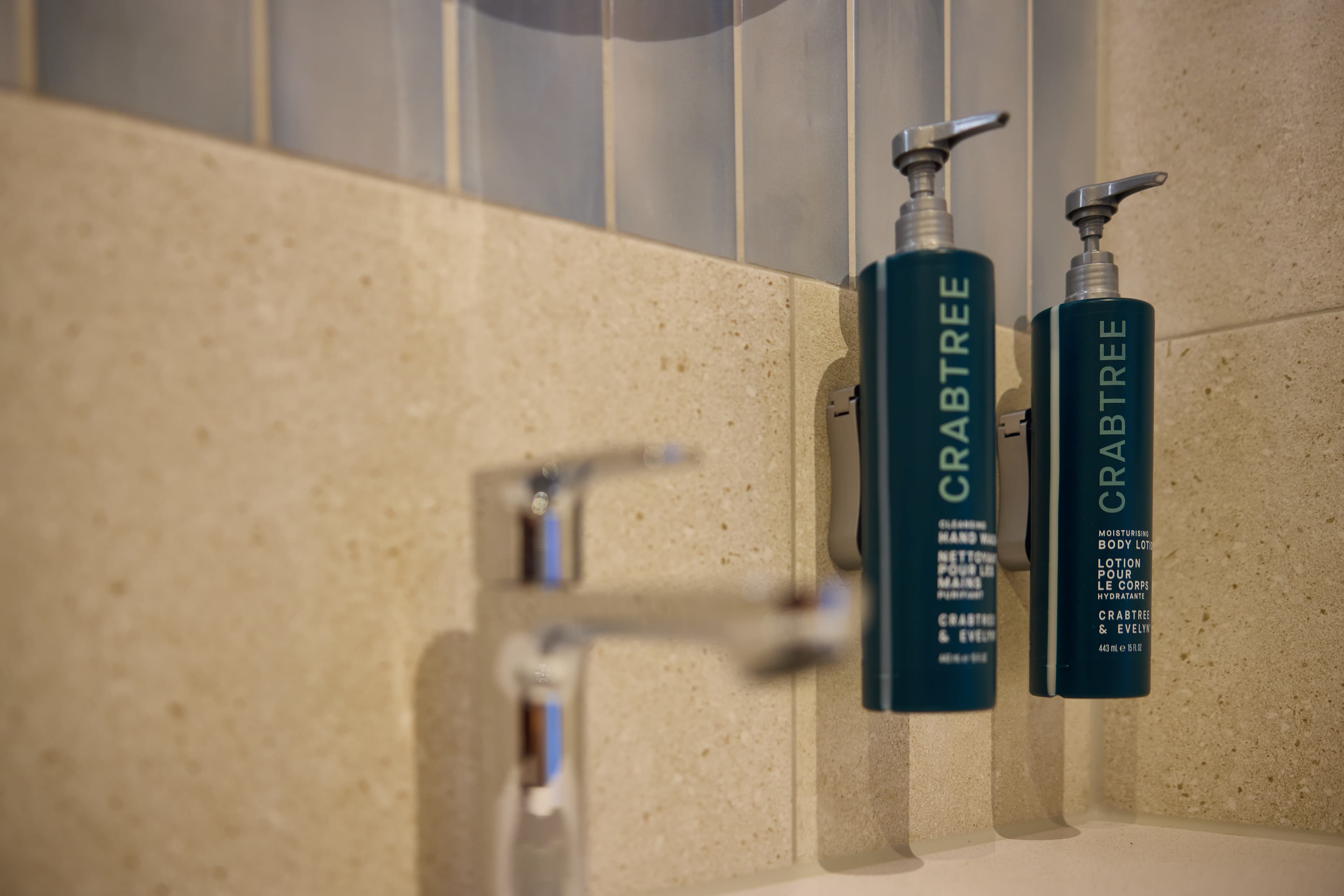 Doubletree by Hilton Rotterdam Centre Ansicht 4