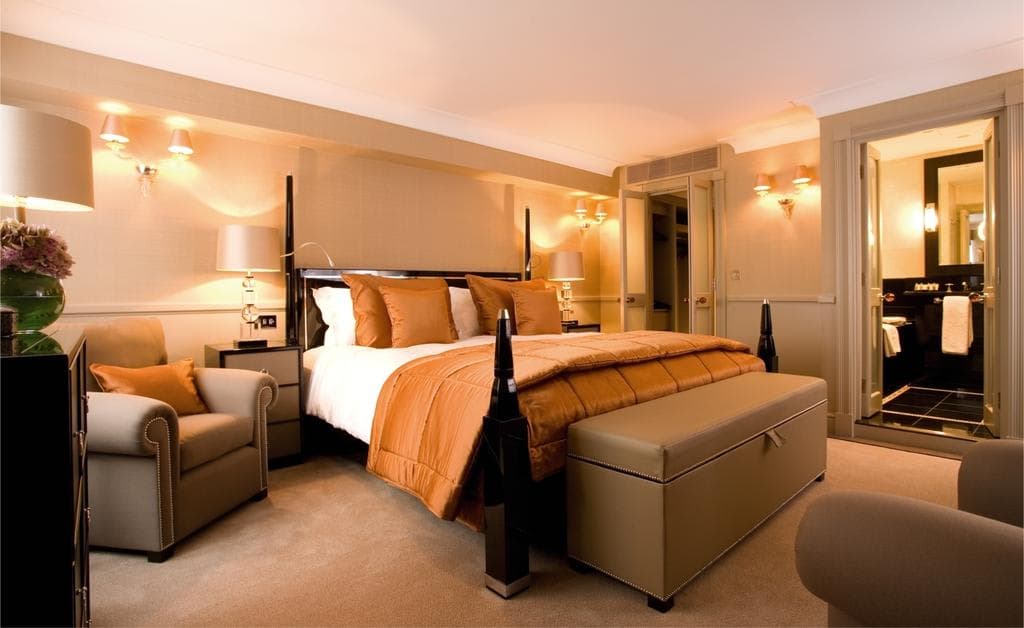 St. James's Hotel & Club Ansicht 3