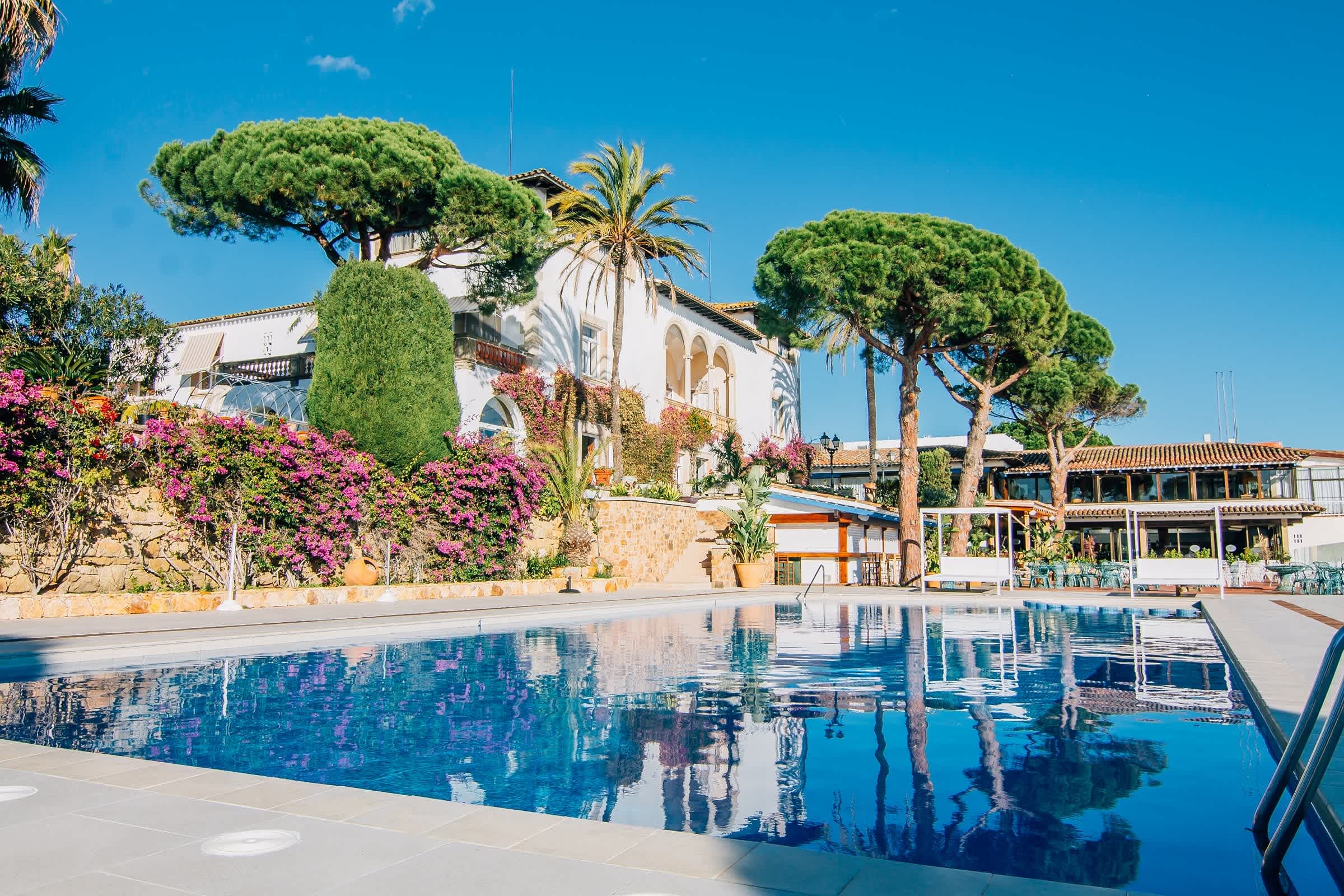 Hotel Roger de Flor Seleqtta