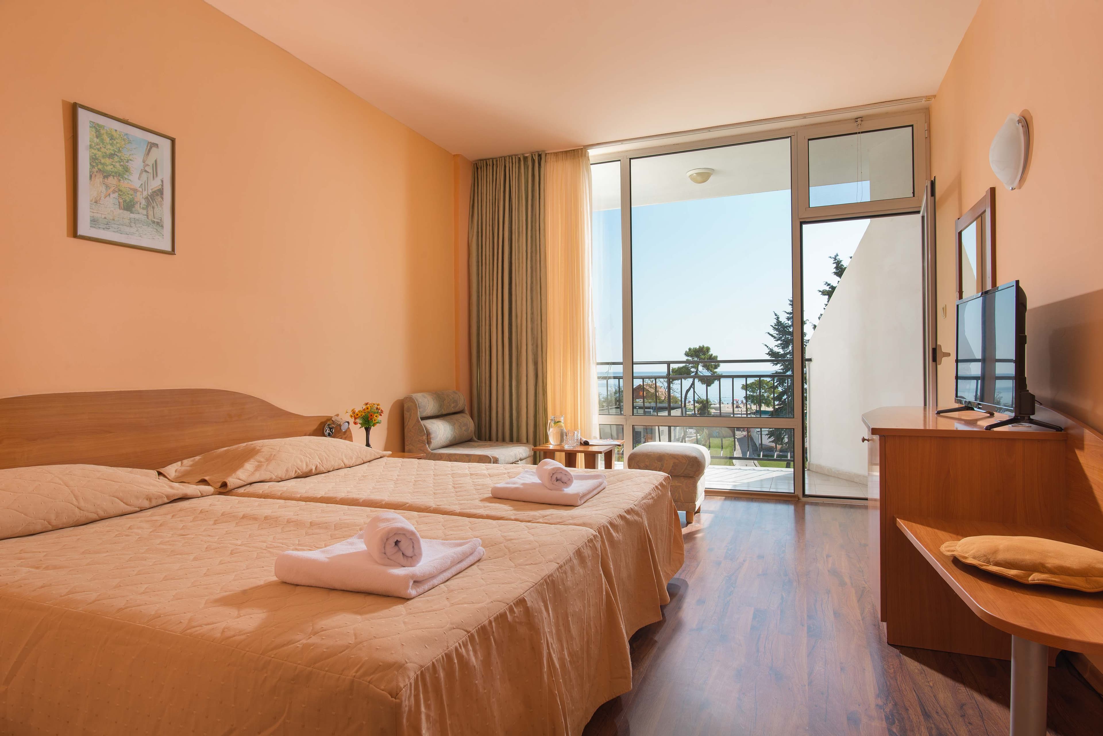 Flamingo Beach Hotel Ansicht 4
