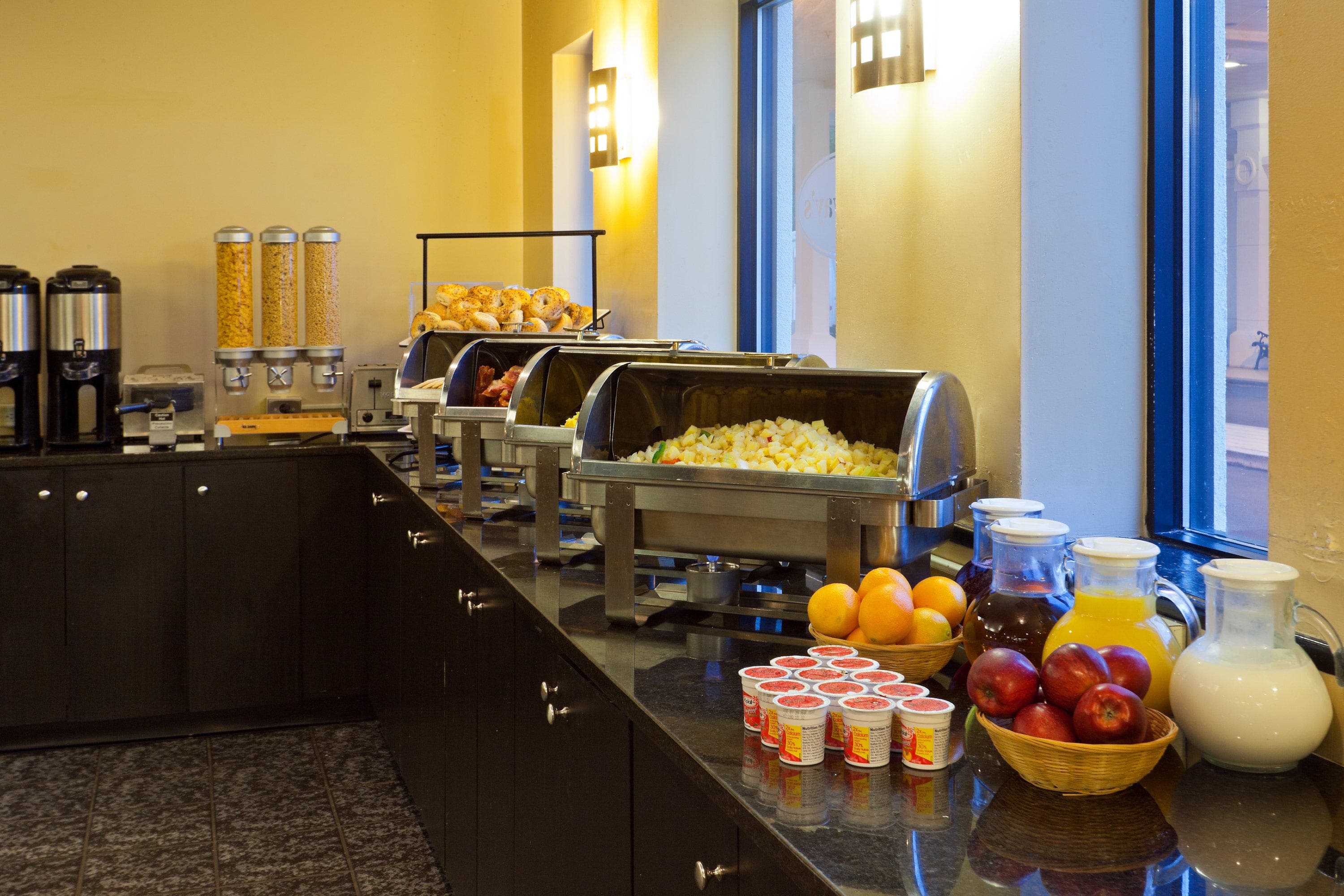 Best Western Plus Hotel Rockville Ansicht 2