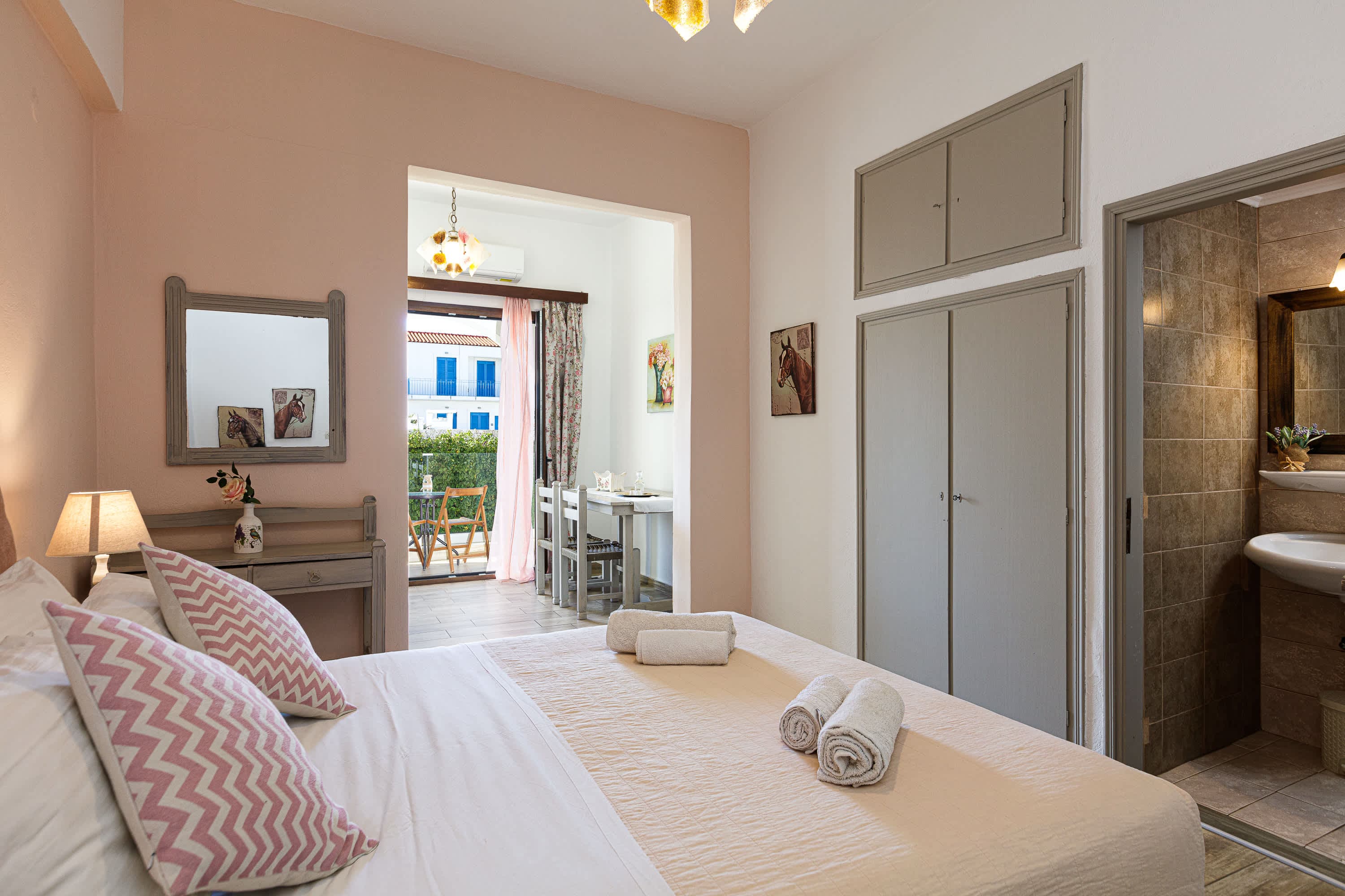 Kasteli Studios & Apartments Ansicht 4