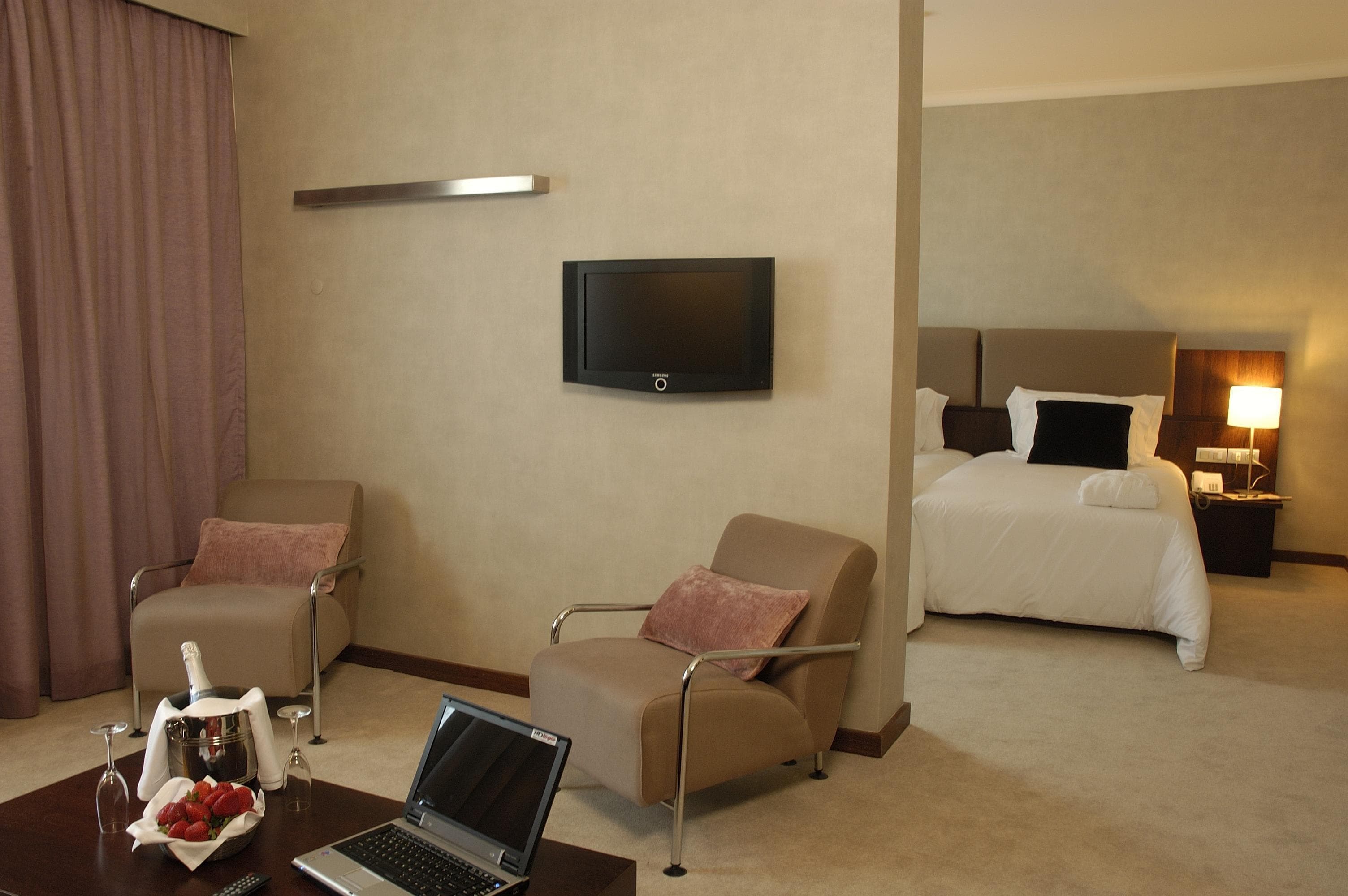 Hotel Olissippo Oriente Ansicht 8