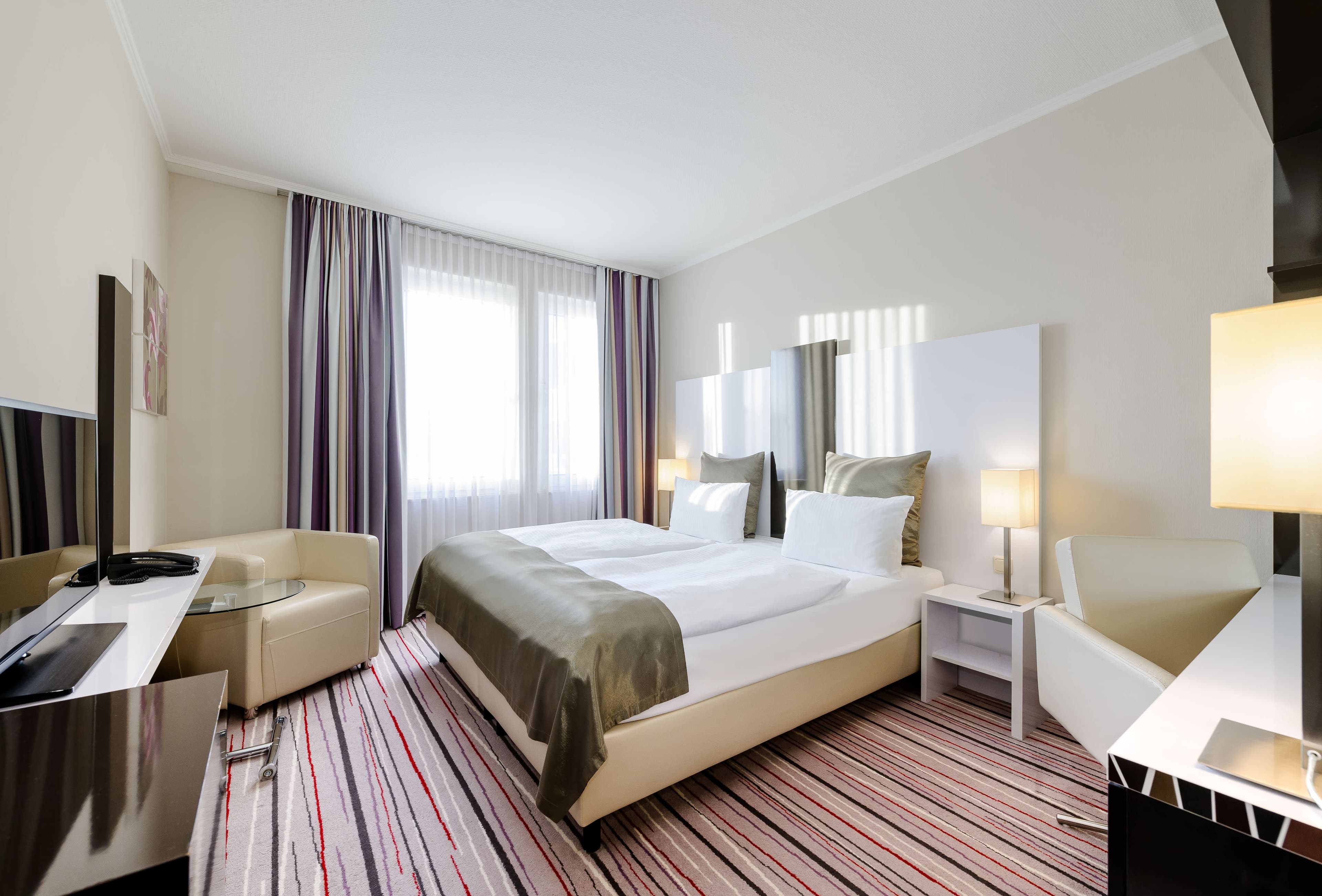 Mercure Hotel Wiesbaden City Ansicht 4