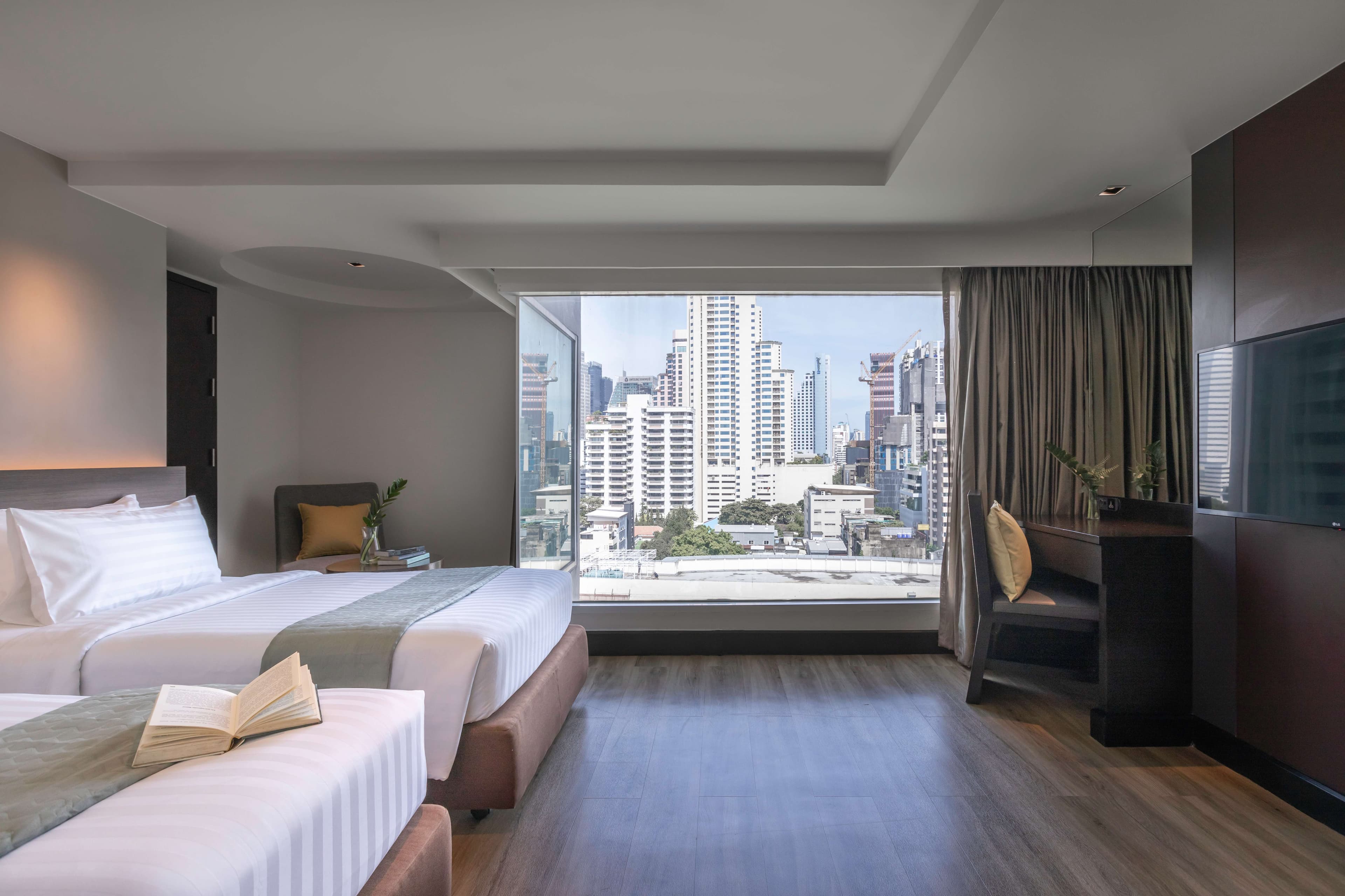 Hotel Golden Tulip Mandison Suites Ansicht 5