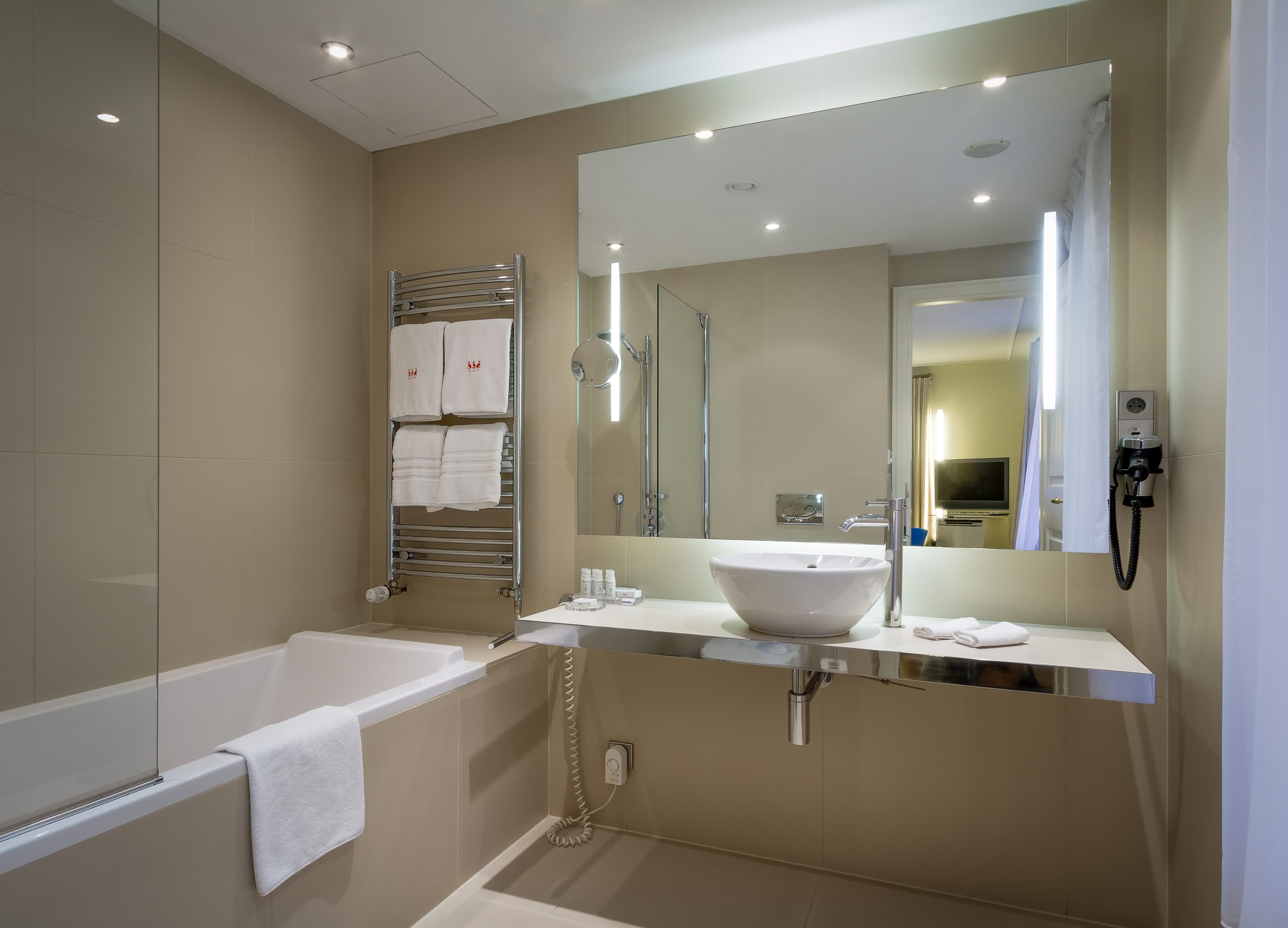 Hotel Three Storks Ansicht 3