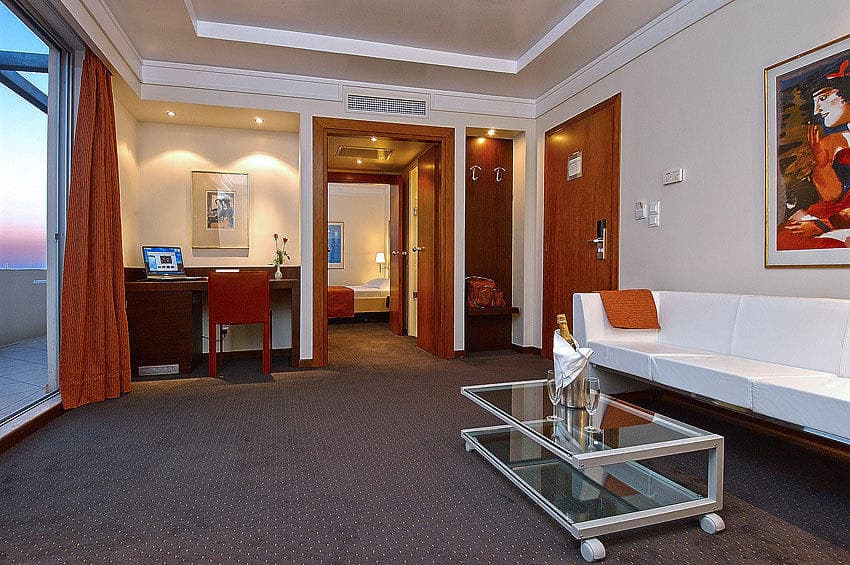 Atrion Hotel Ansicht 2