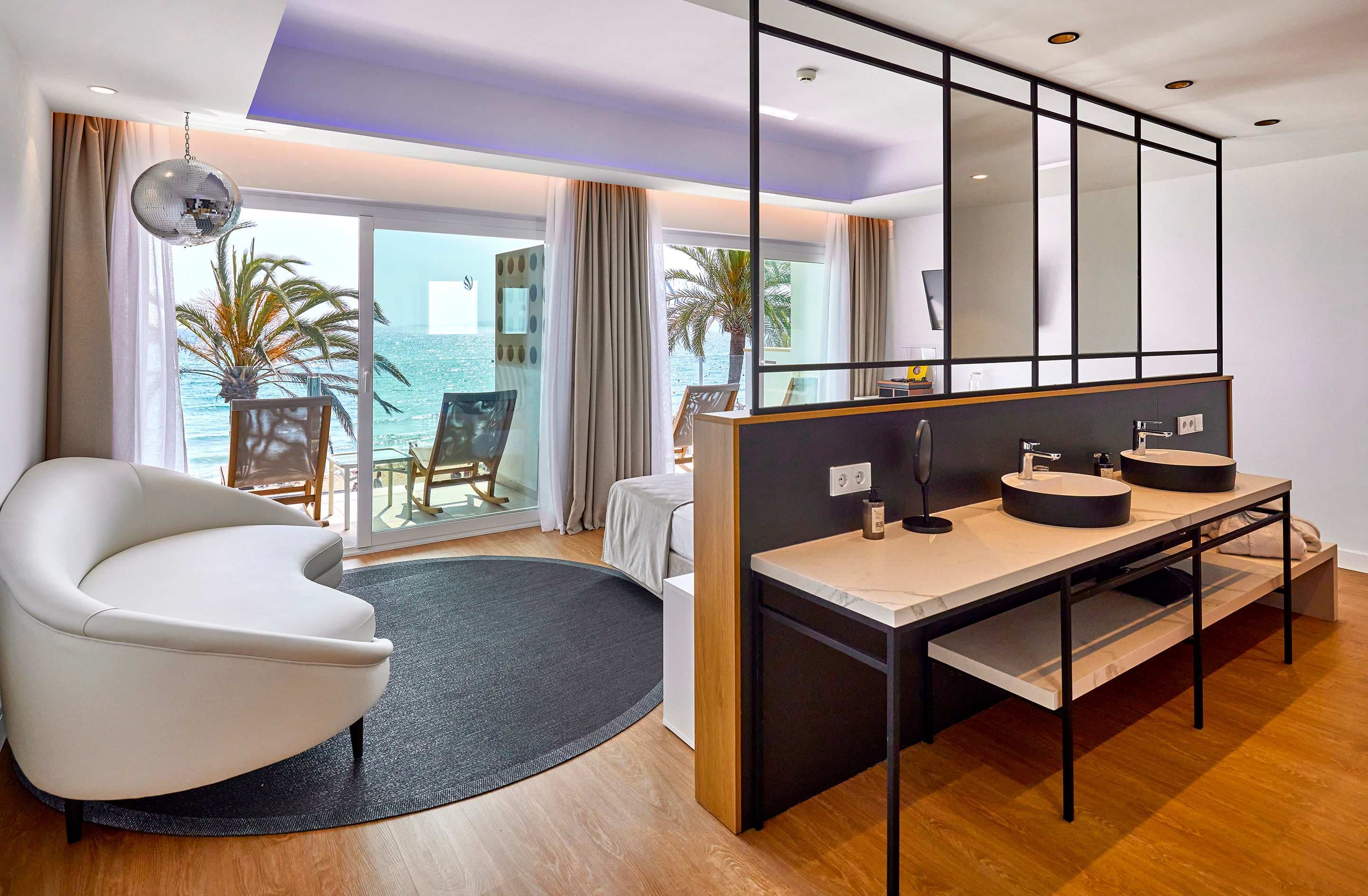 Universal Hotel Neptuno - Adults Only Ansicht 5