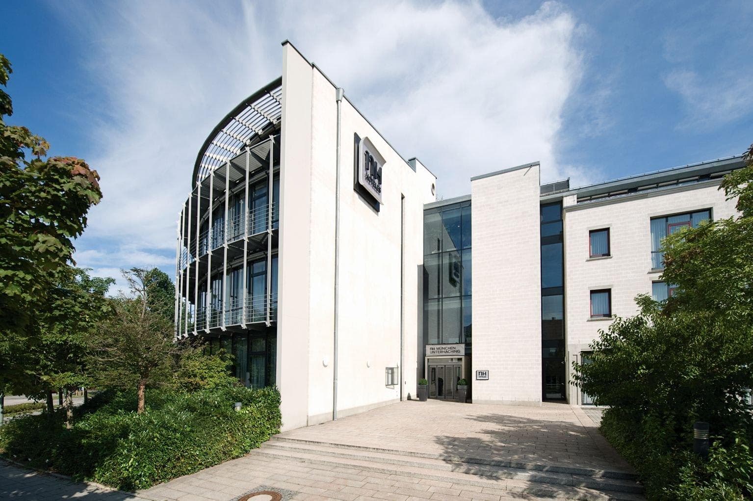 Hotel NH München Unterhaching Ansicht 2
