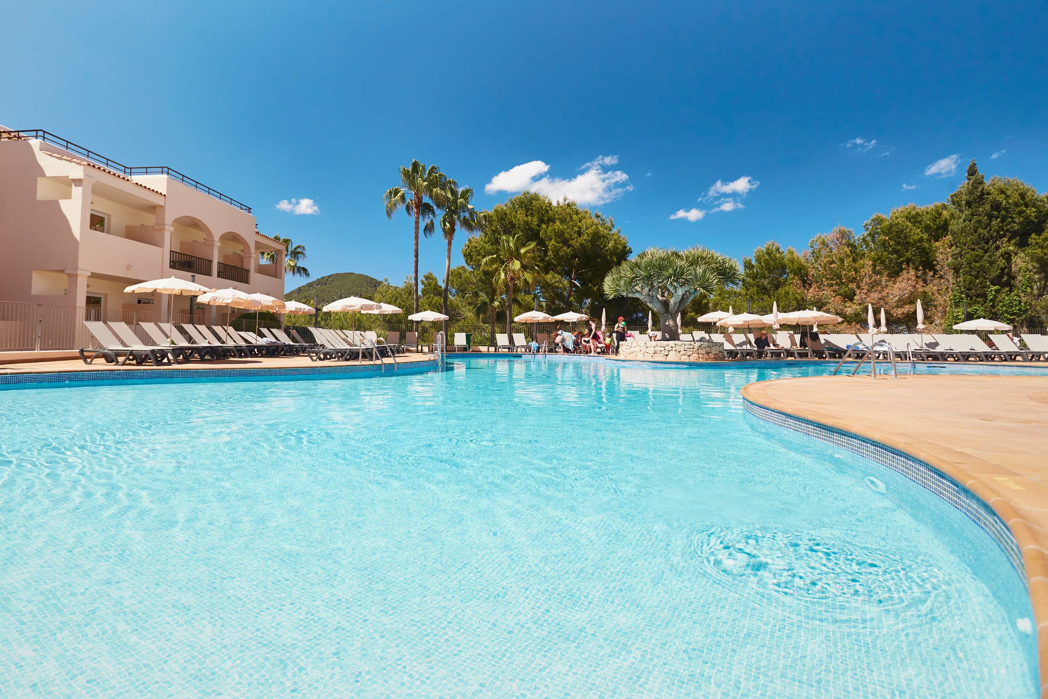 Invisa Hotel Club Cala Blanca Ansicht 6