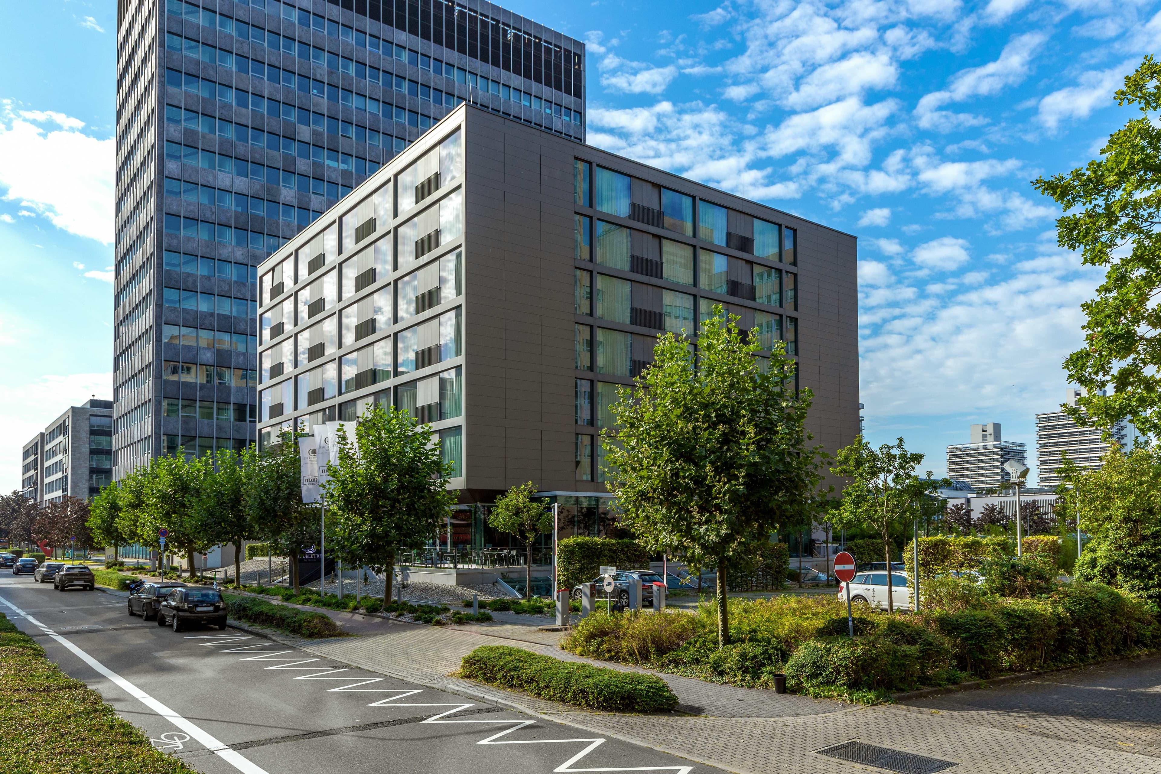 DoubleTree by Hilton Frankfurt Niederrad Ansicht 2