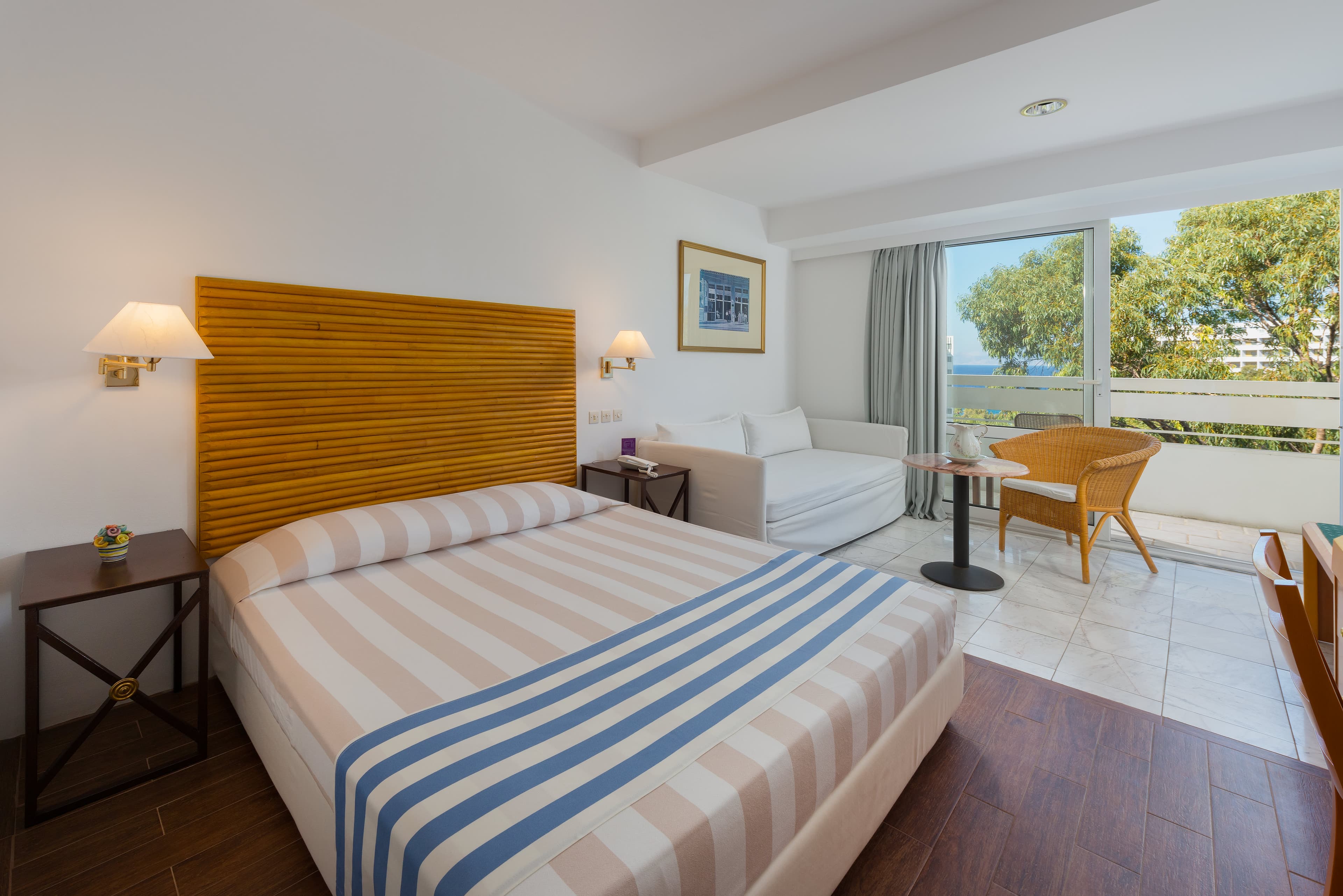 Dionysos Hotel Ansicht 6