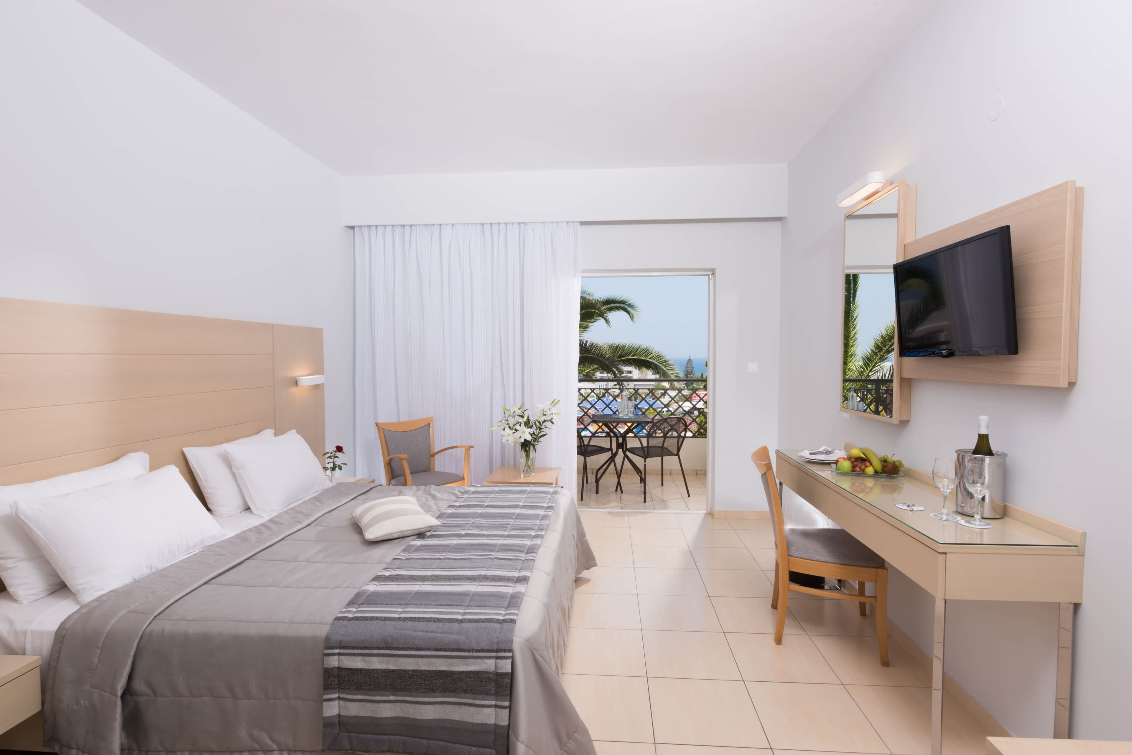 Grand Hotel Holiday Resort Ansicht 4