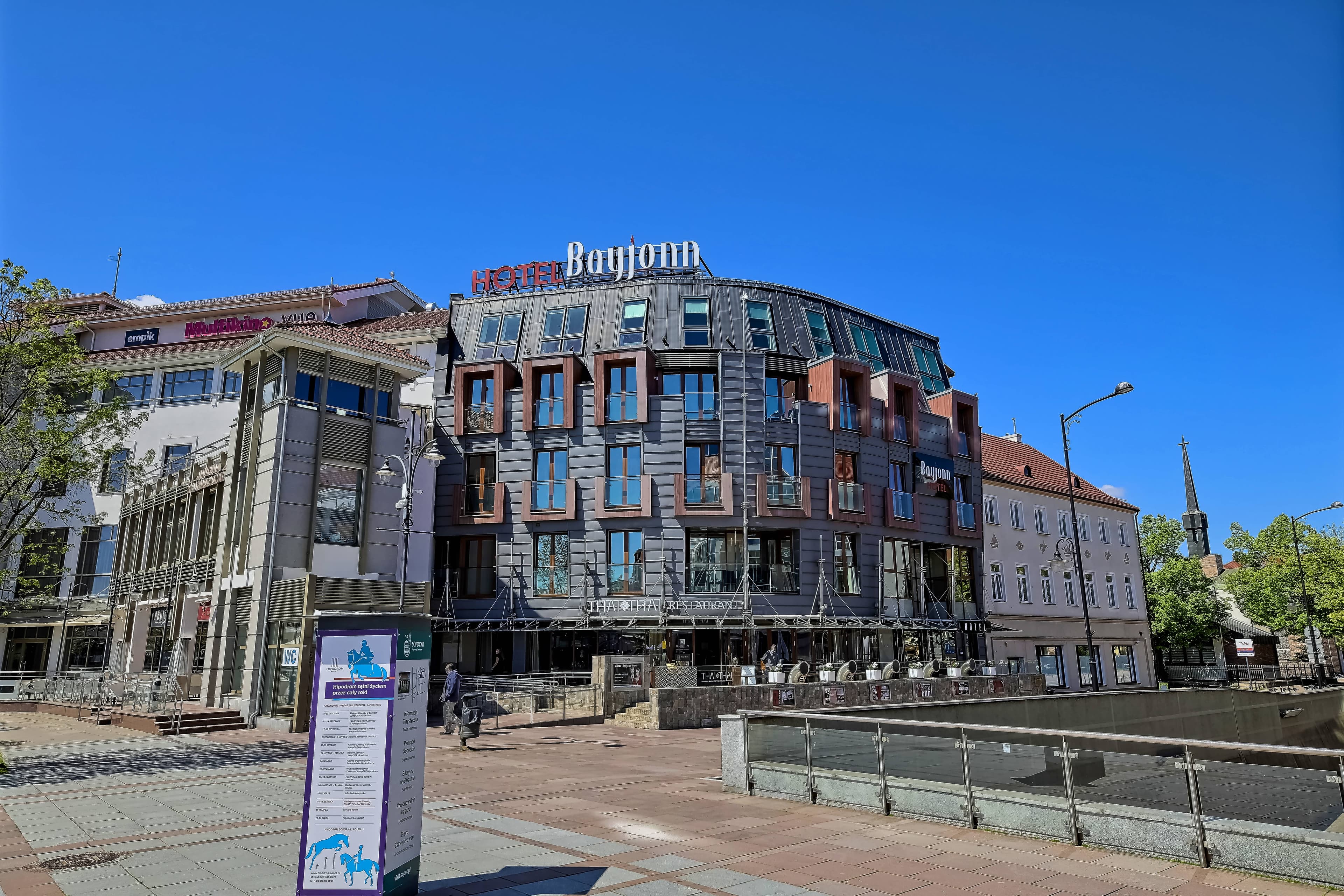 Bayjonn Hotel