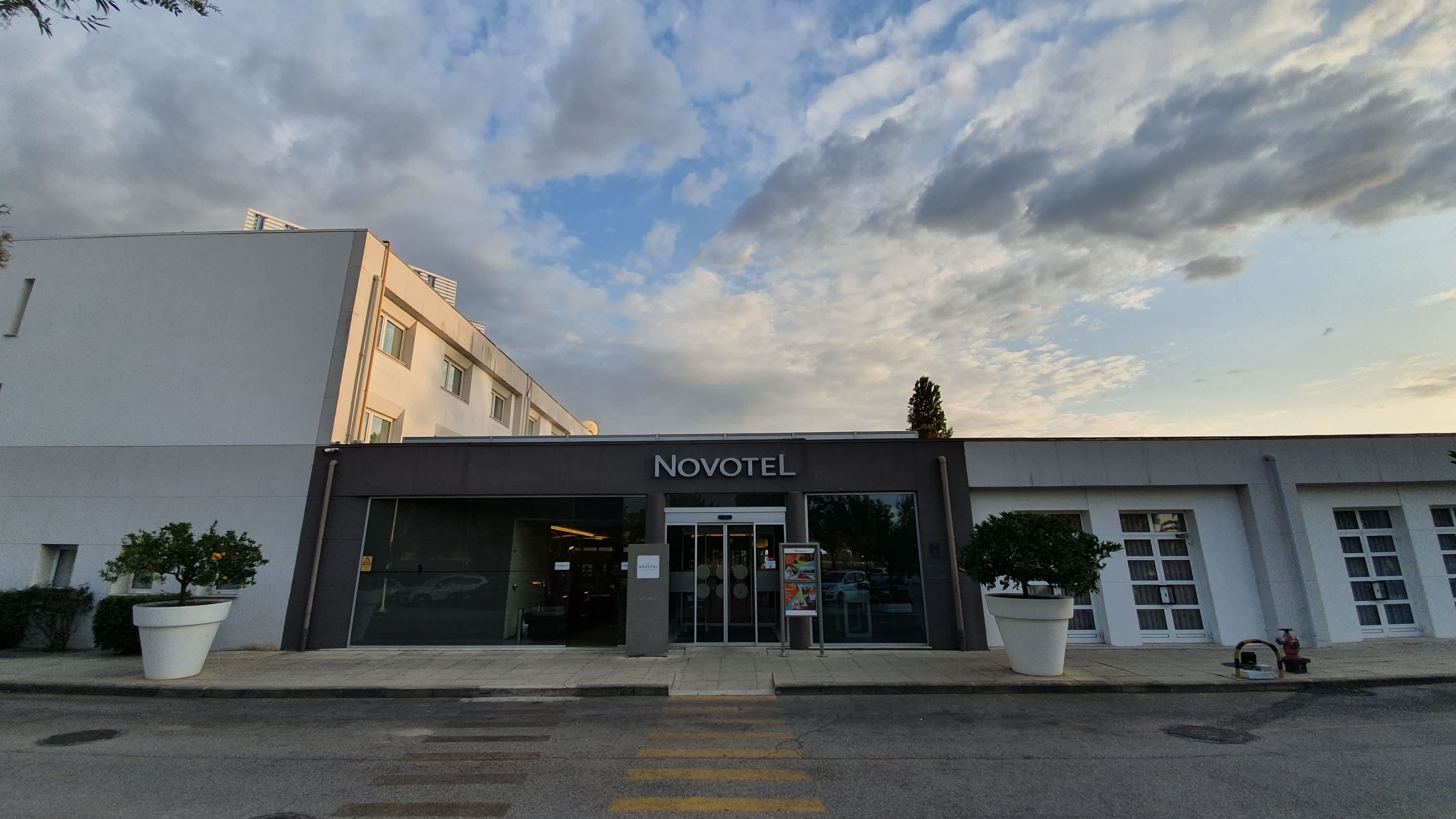 Hotel Novotel Setubal Ansicht 2