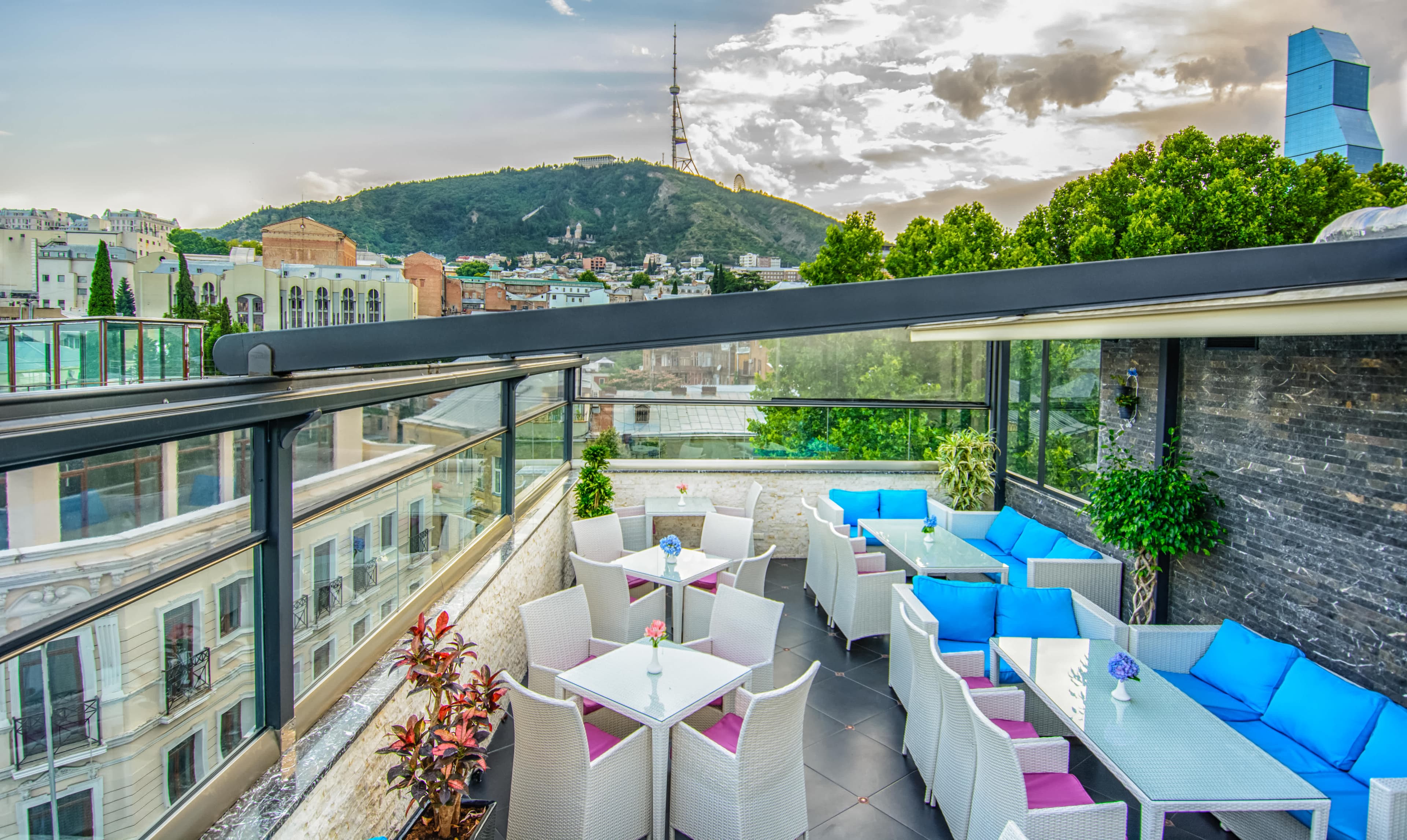 Hotel River Side