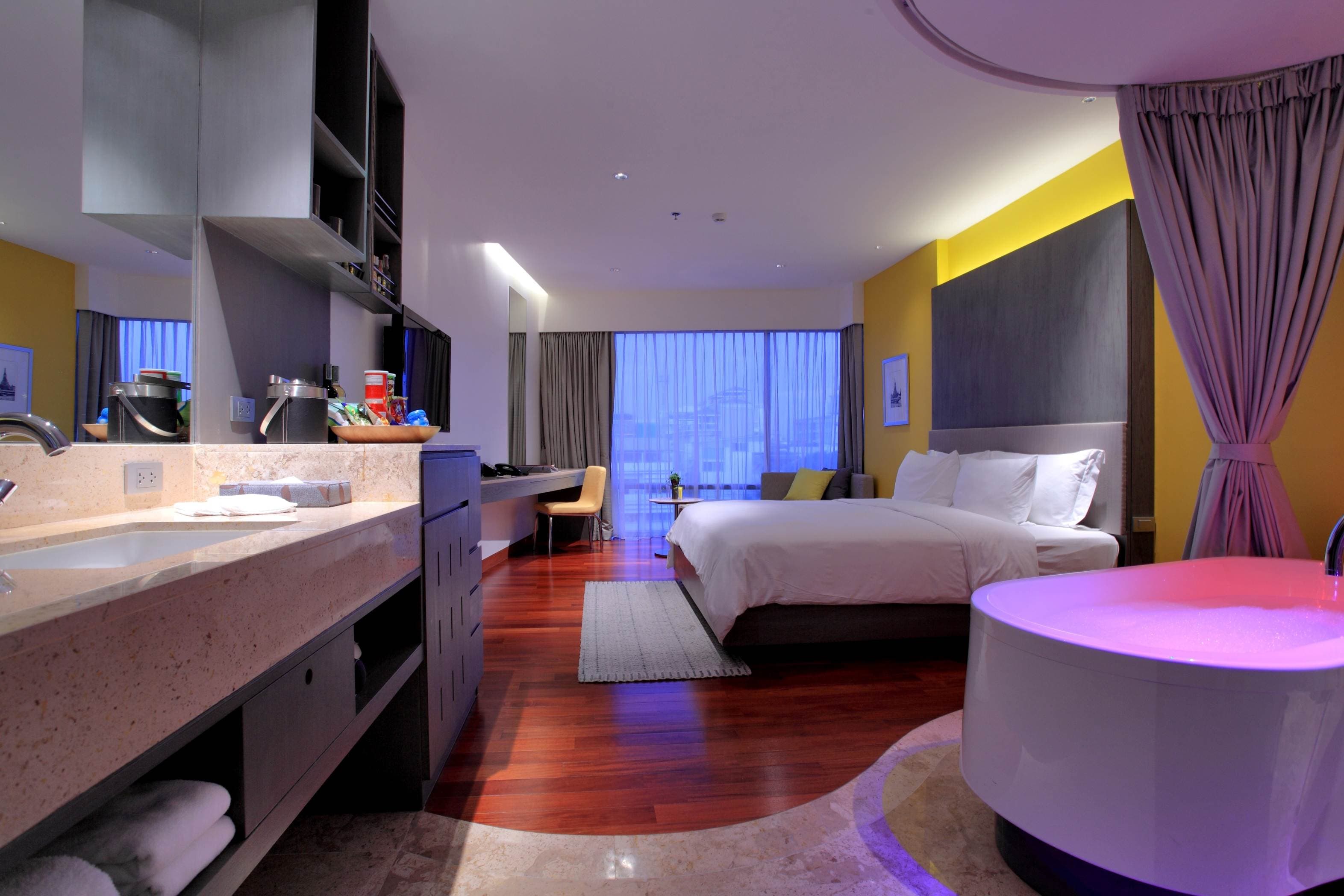 LiT BANGKOK Hotel Ansicht 8