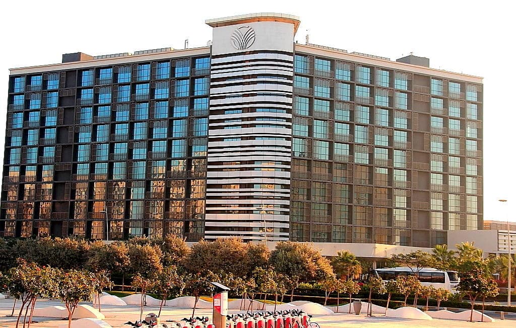 Yas Plaza Marina Ansicht 2