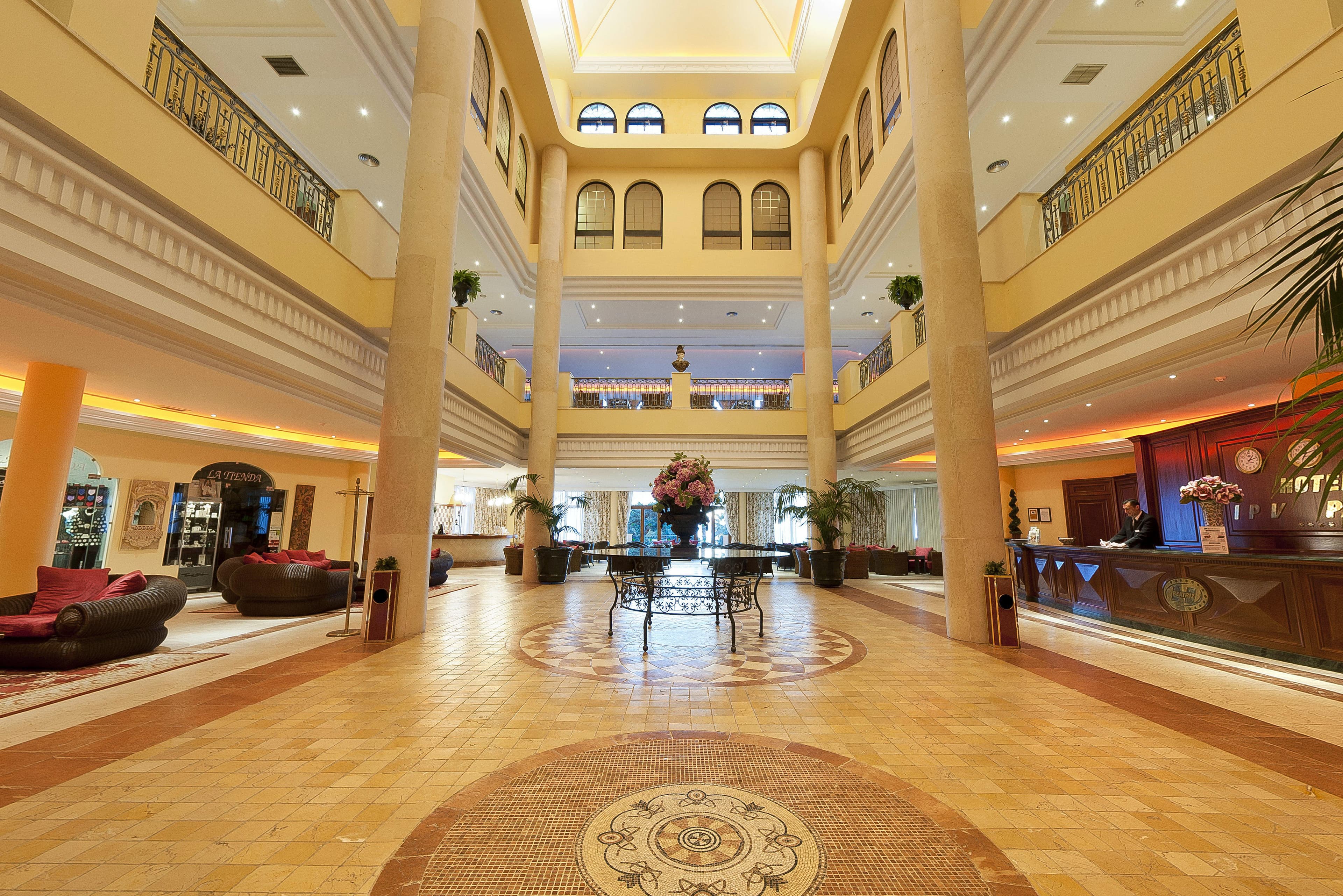 Hotel IPV Palace & Spa Ansicht 8