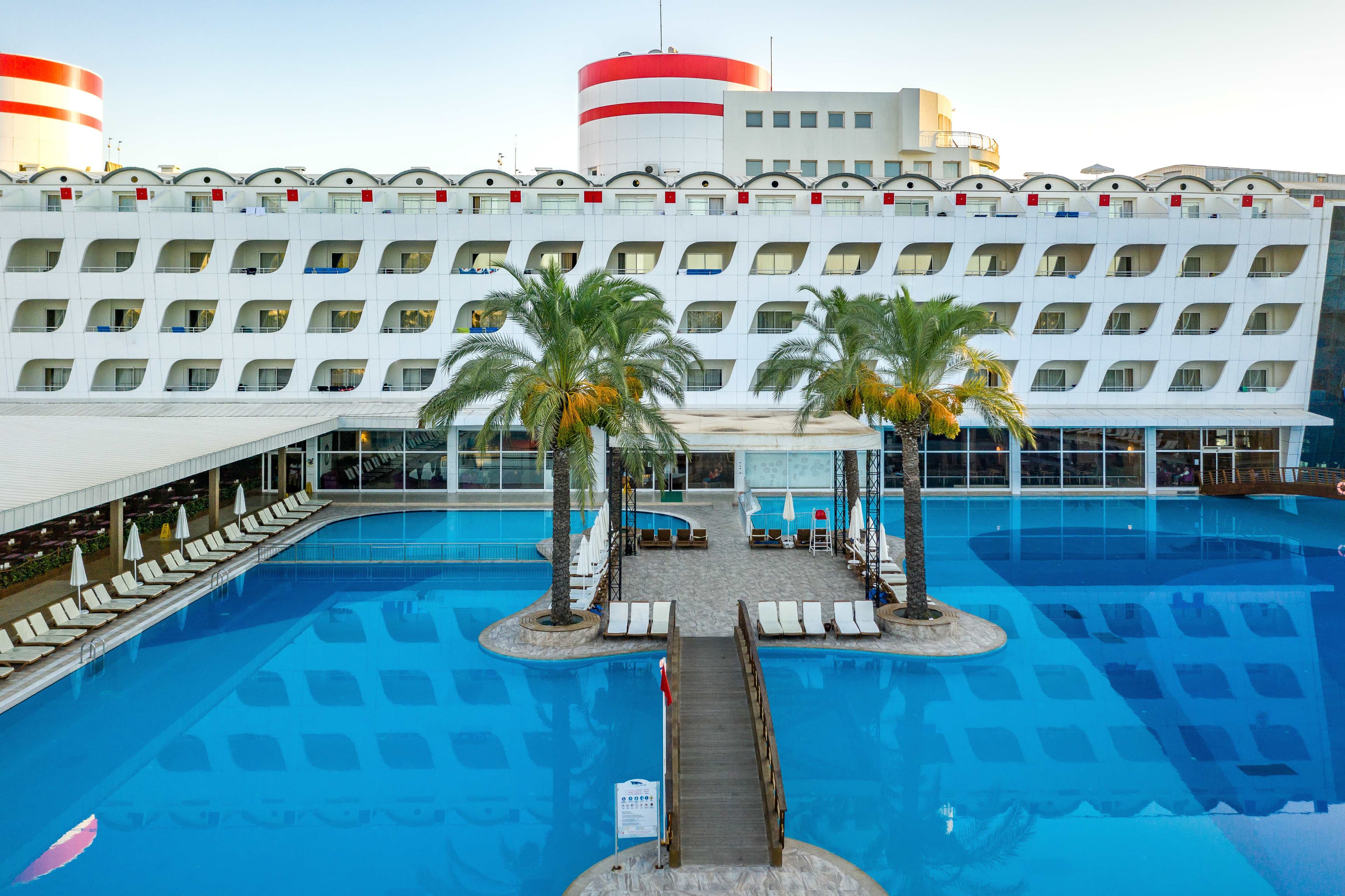 Transatlantik Hotel & SPA Ansicht 2