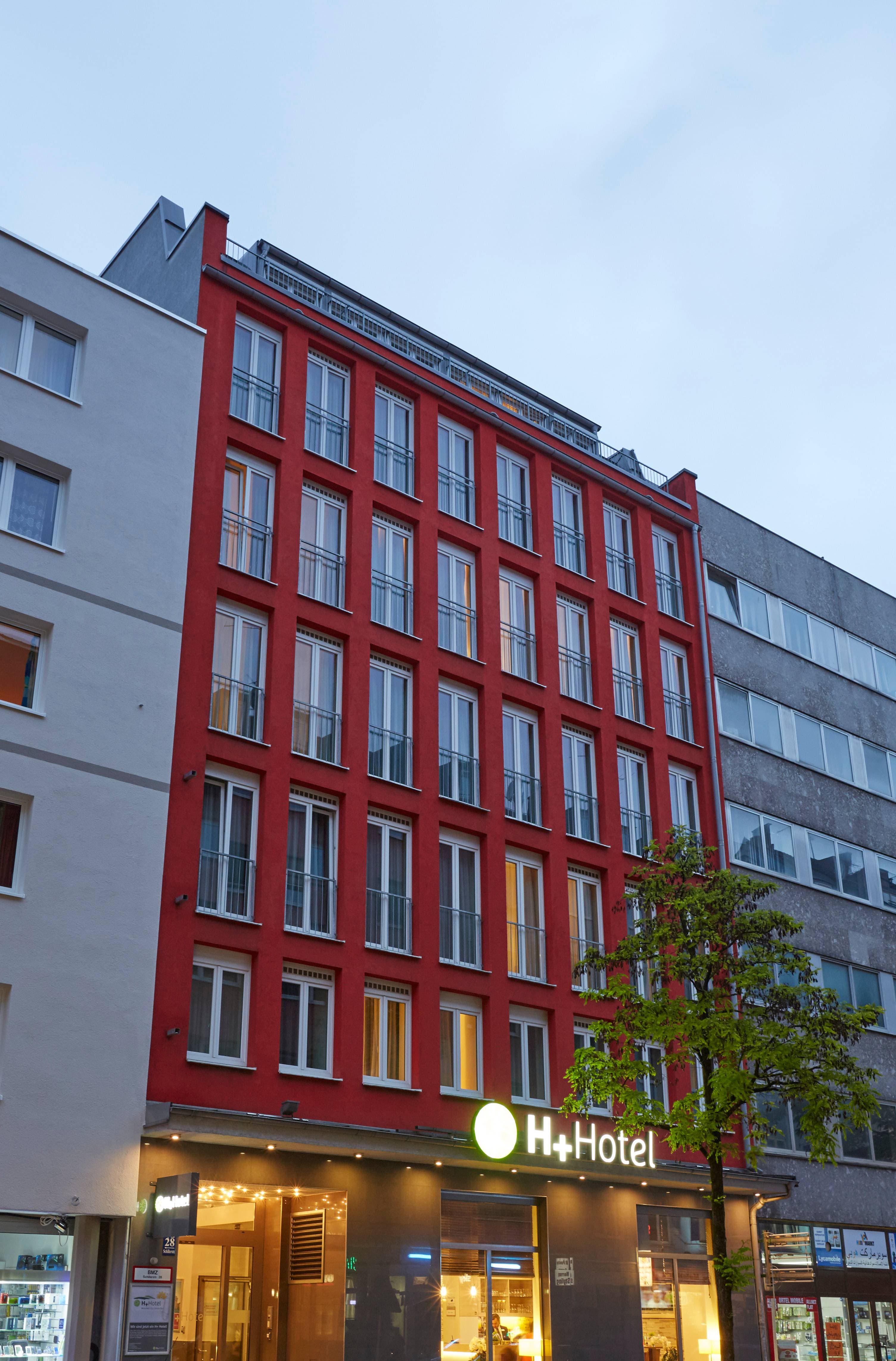 H+ Hotel München Ansicht 3