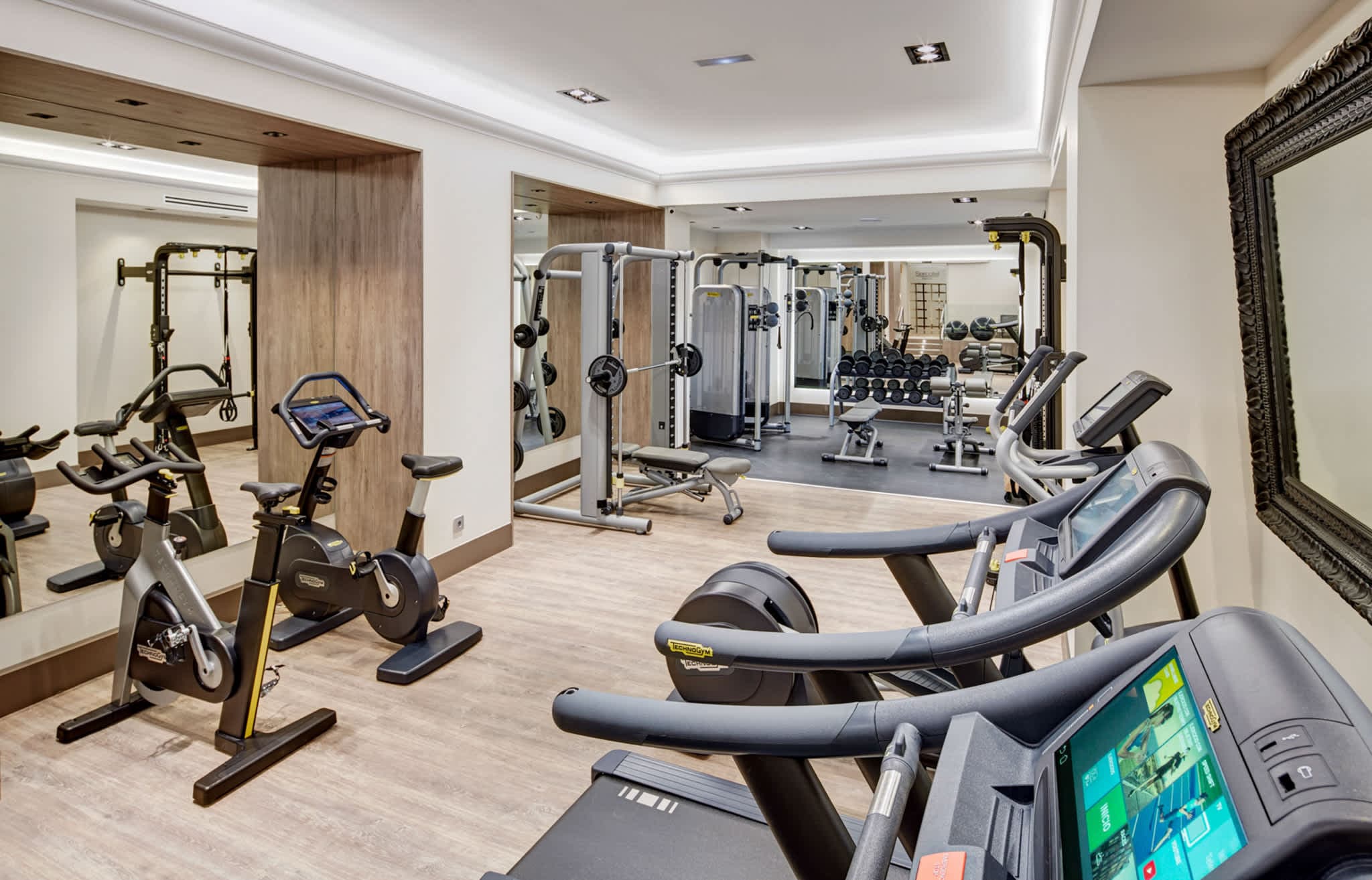 Sercotel Gran Hotel Conde Duque Ansicht 7