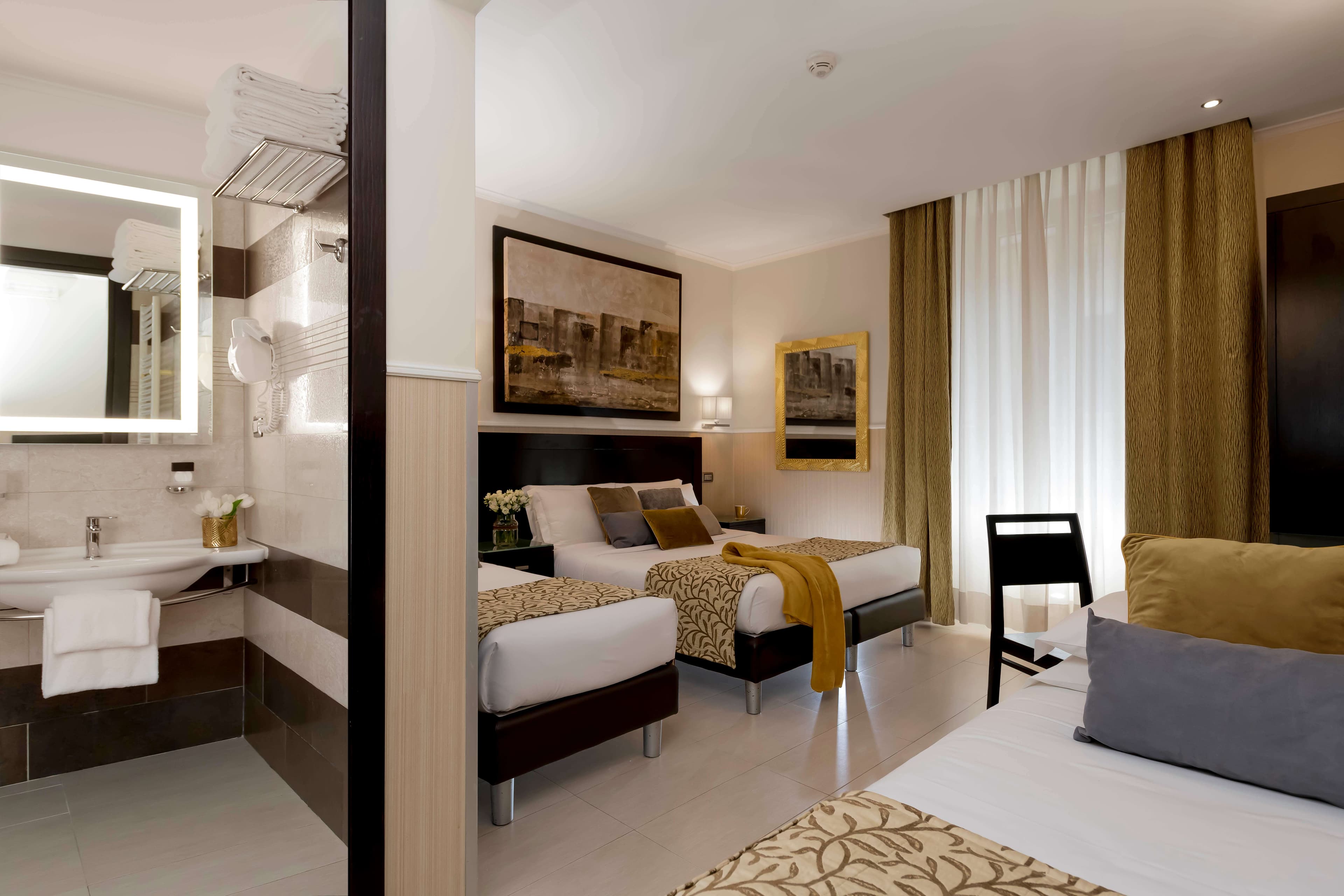 Yes Hotel
