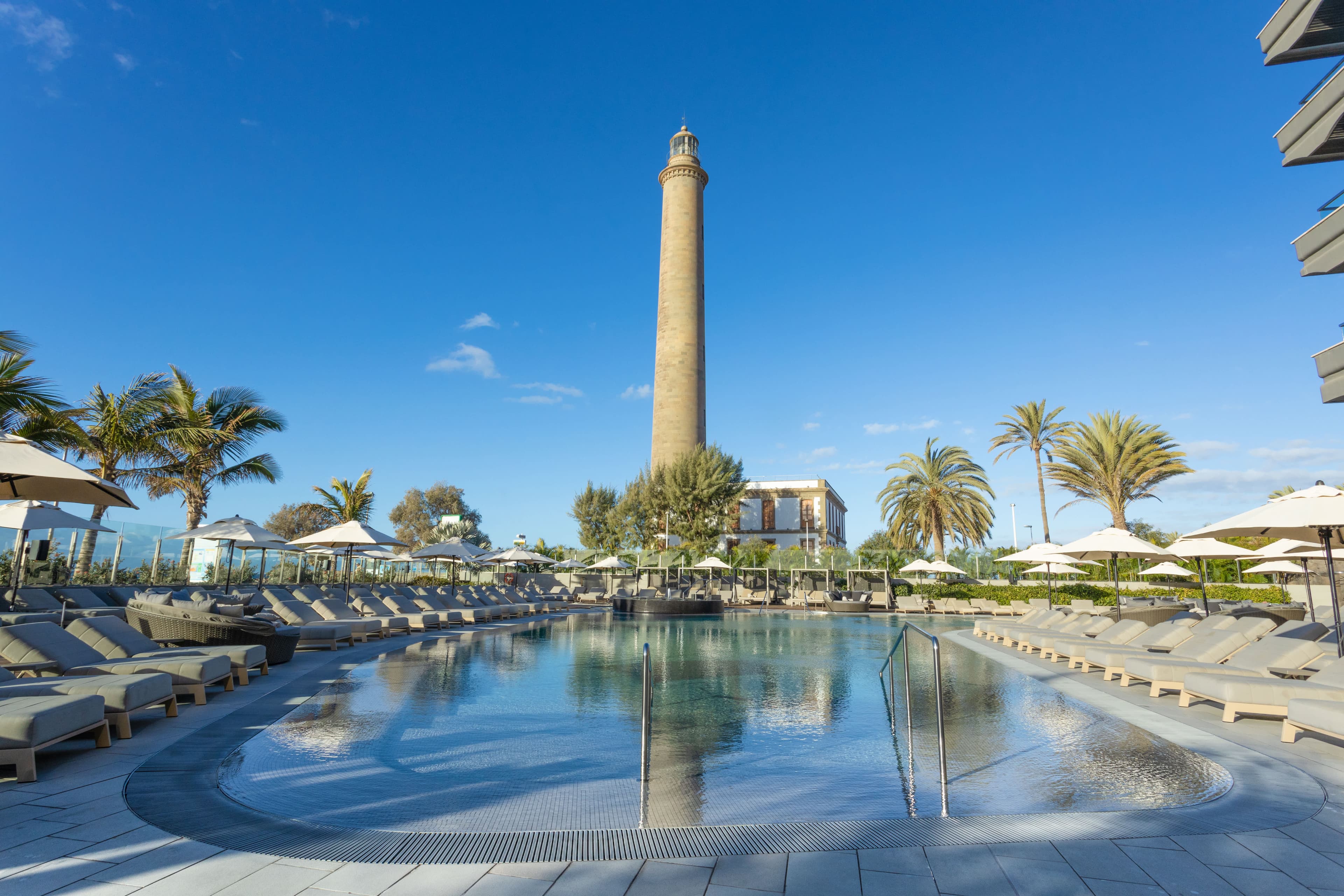 Hotel Faro, a Lopesan Collection Hotel