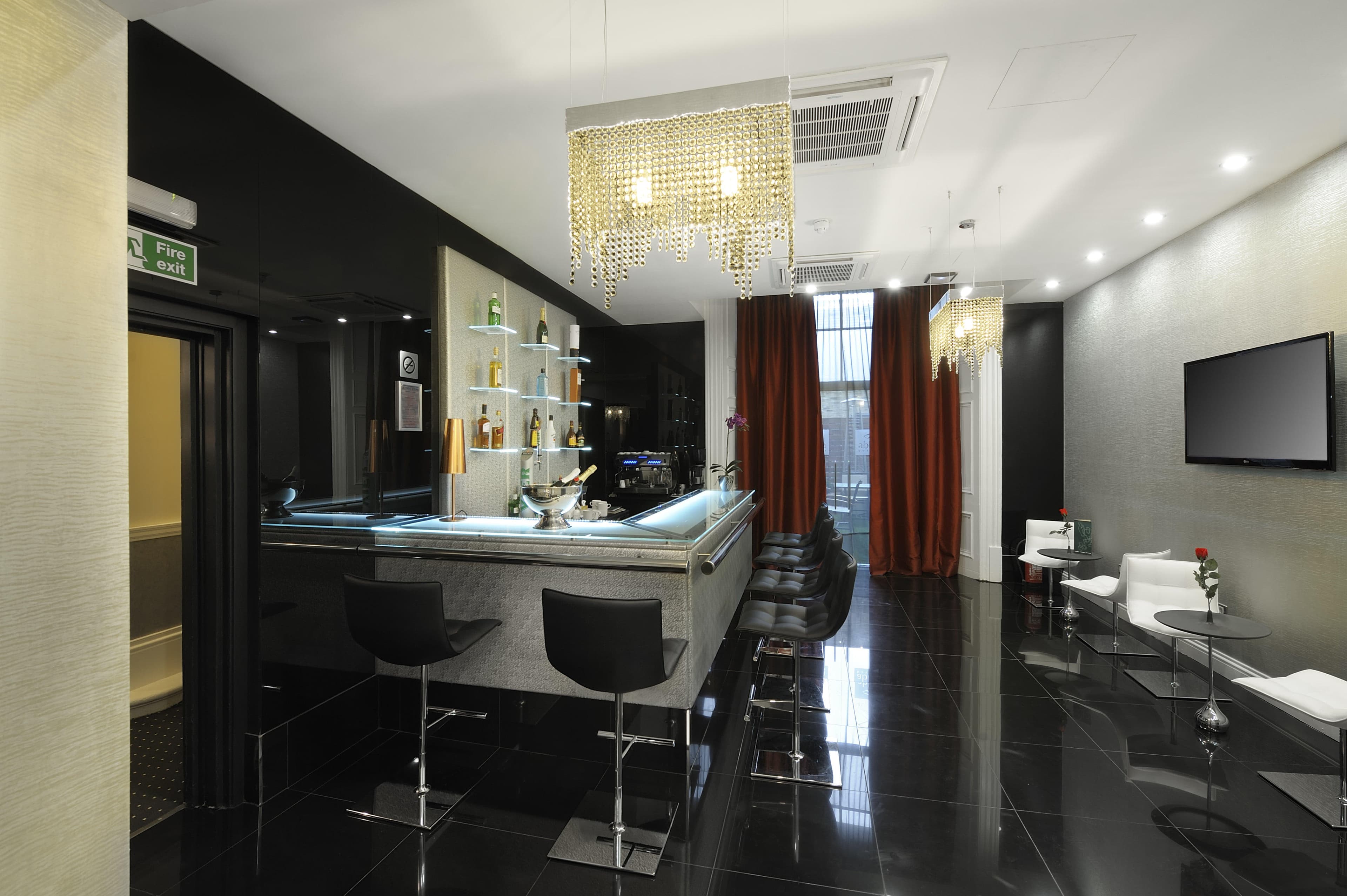 The Queen's Gate Hotel Ansicht 6
