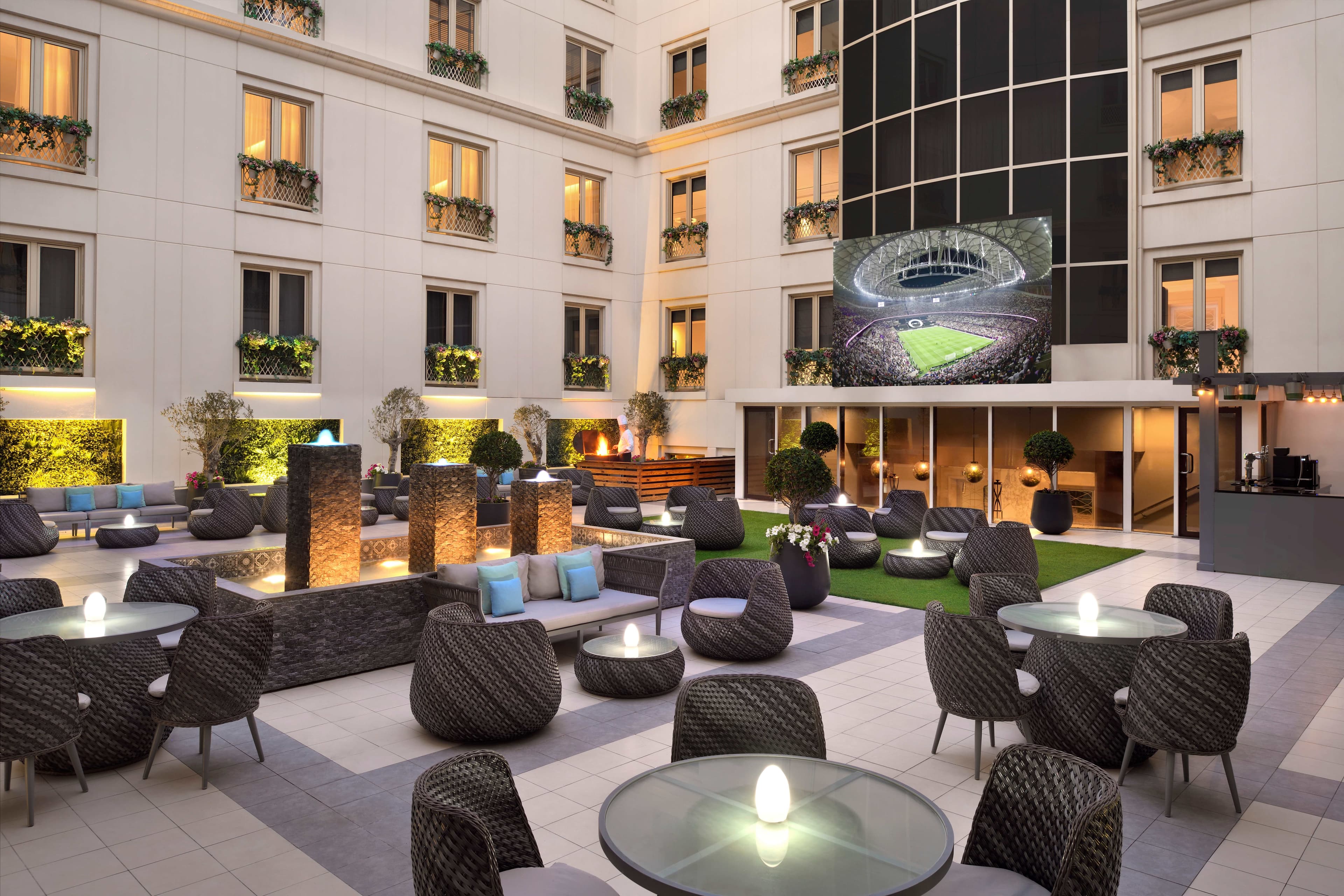 Mövenpick Hotel and Apartments Bur Dubai Ansicht 9