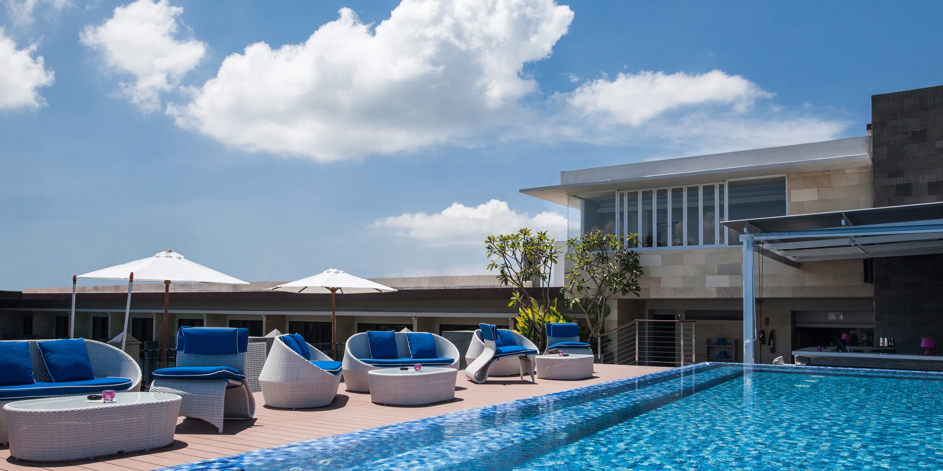 Sol House Bali Legian