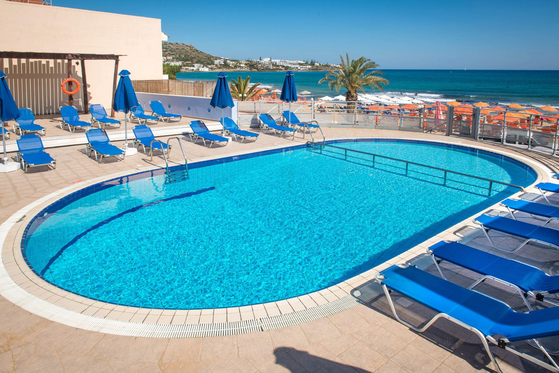 Aparthotel Eleni Beach