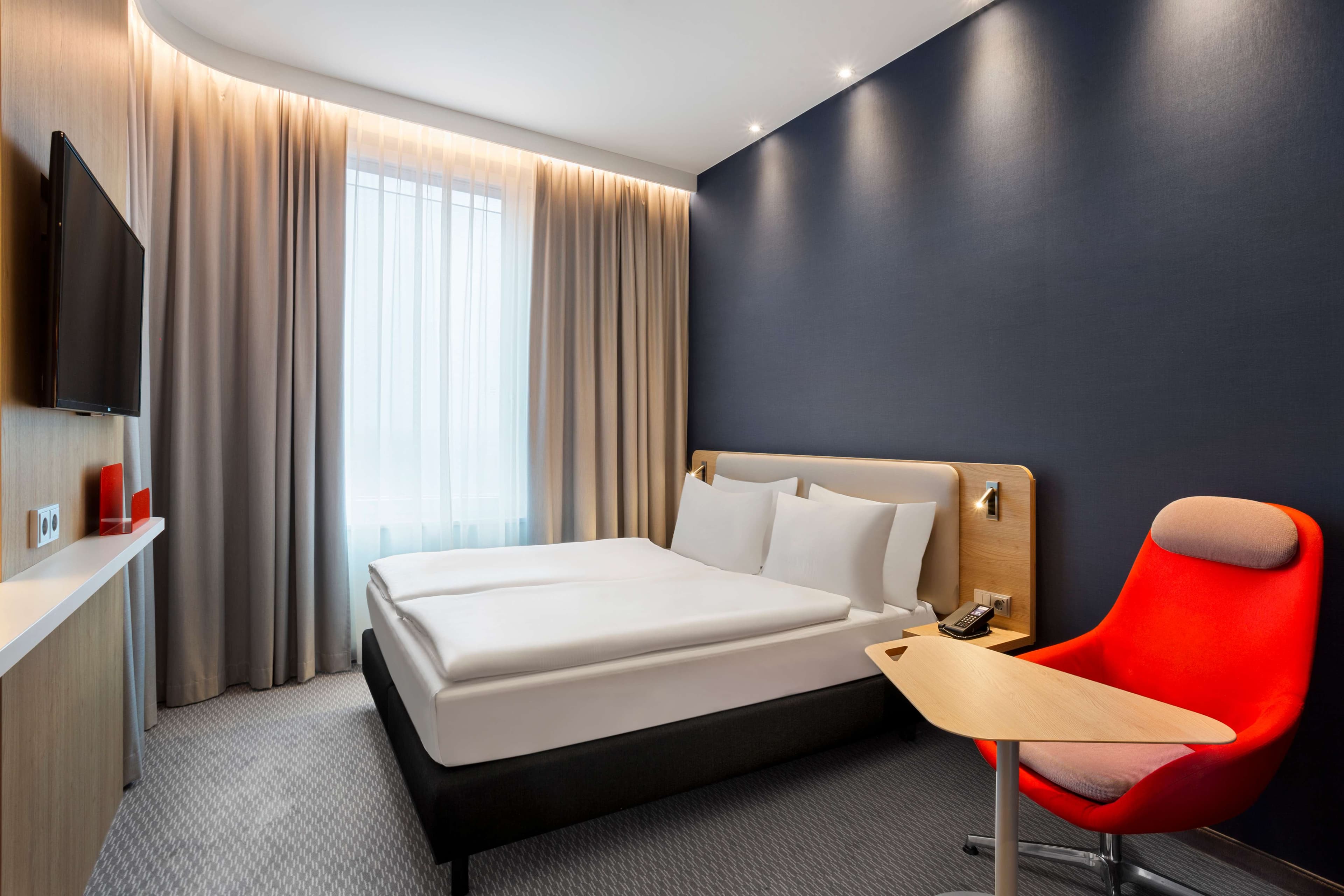 Holiday Inn Express München City - West Ansicht 3