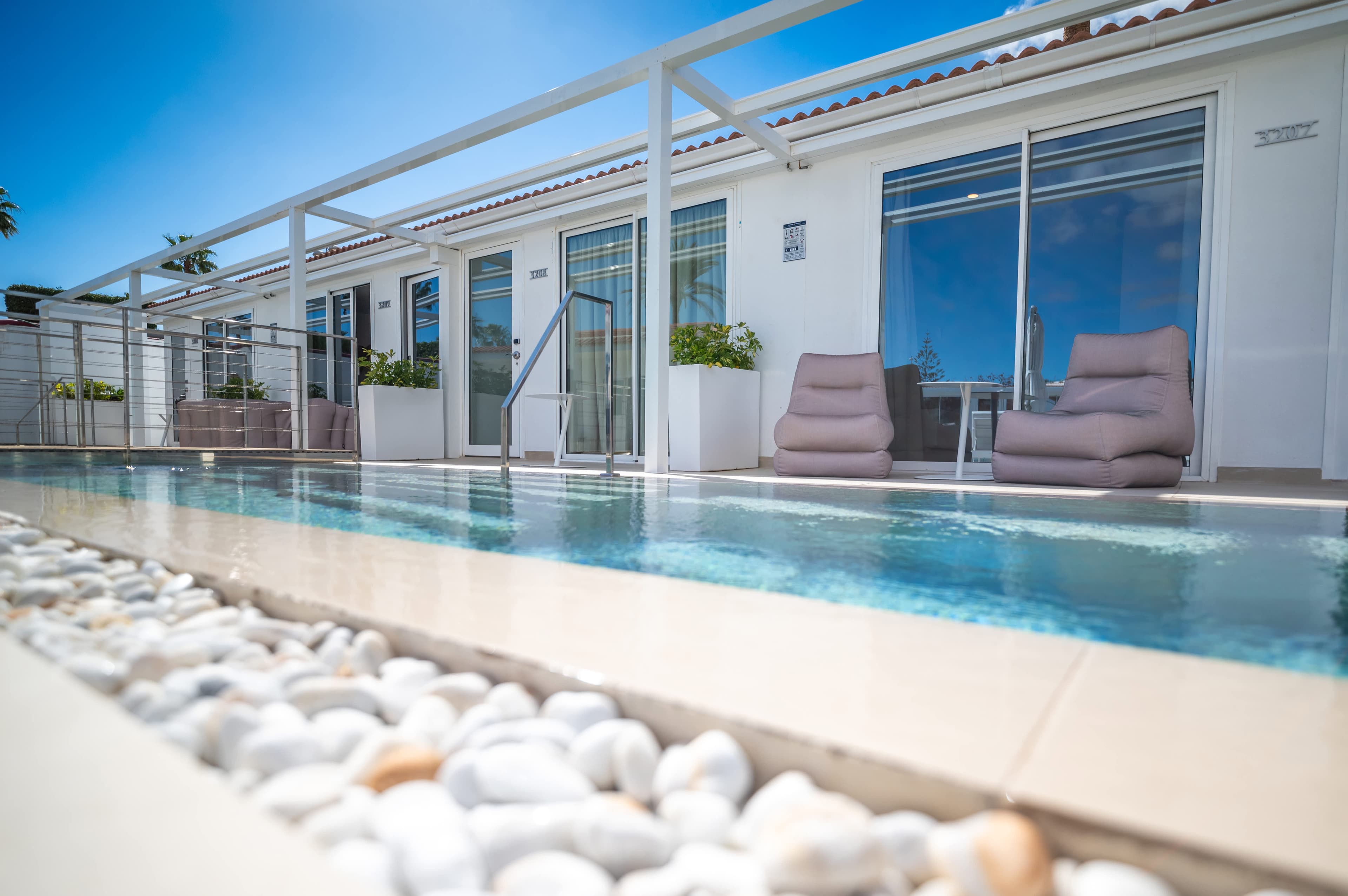 HL Miraflor Suites Hotel Ansicht 4