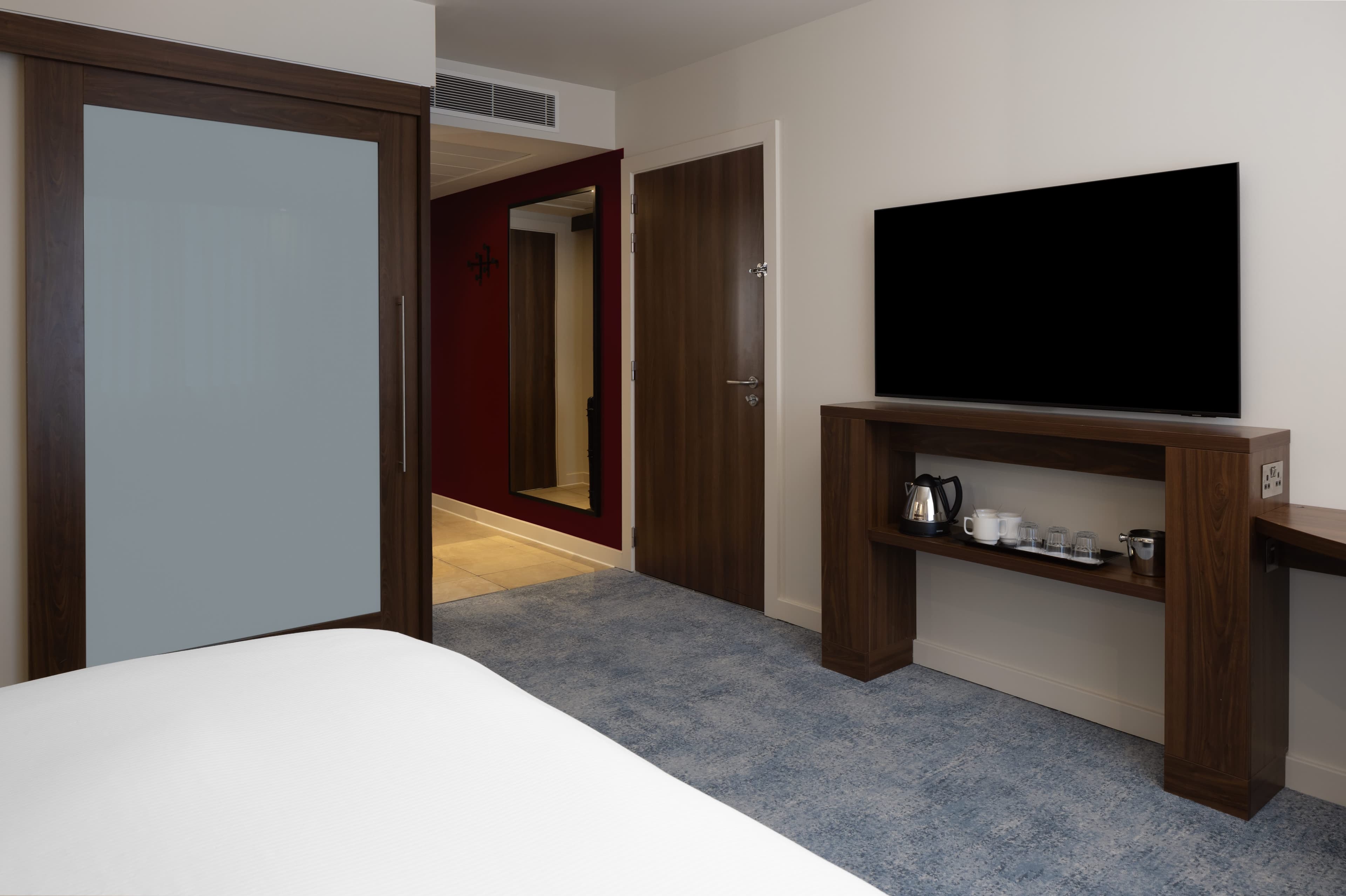 Hampton by Hilton London Gatwick Airport Ansicht 9