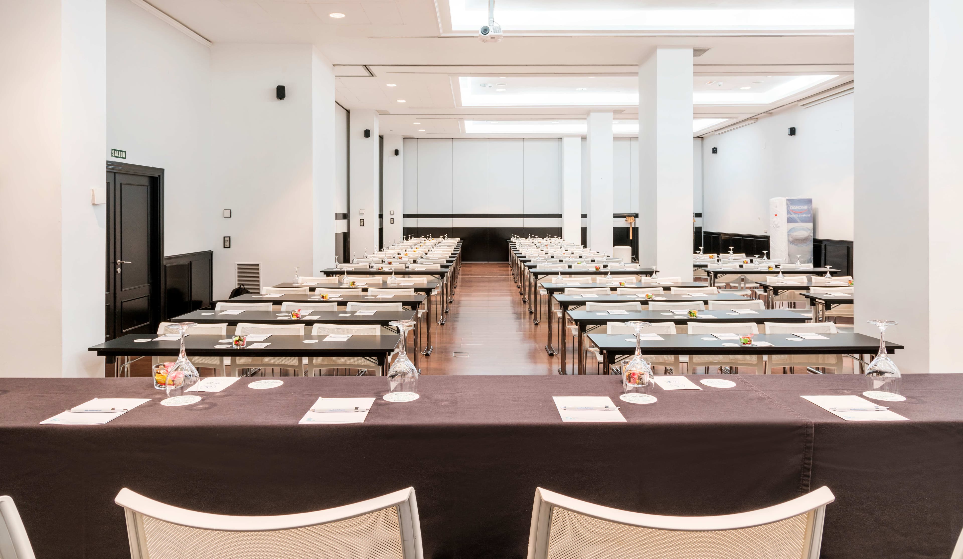 ILUNION Suites Madrid Ansicht 7