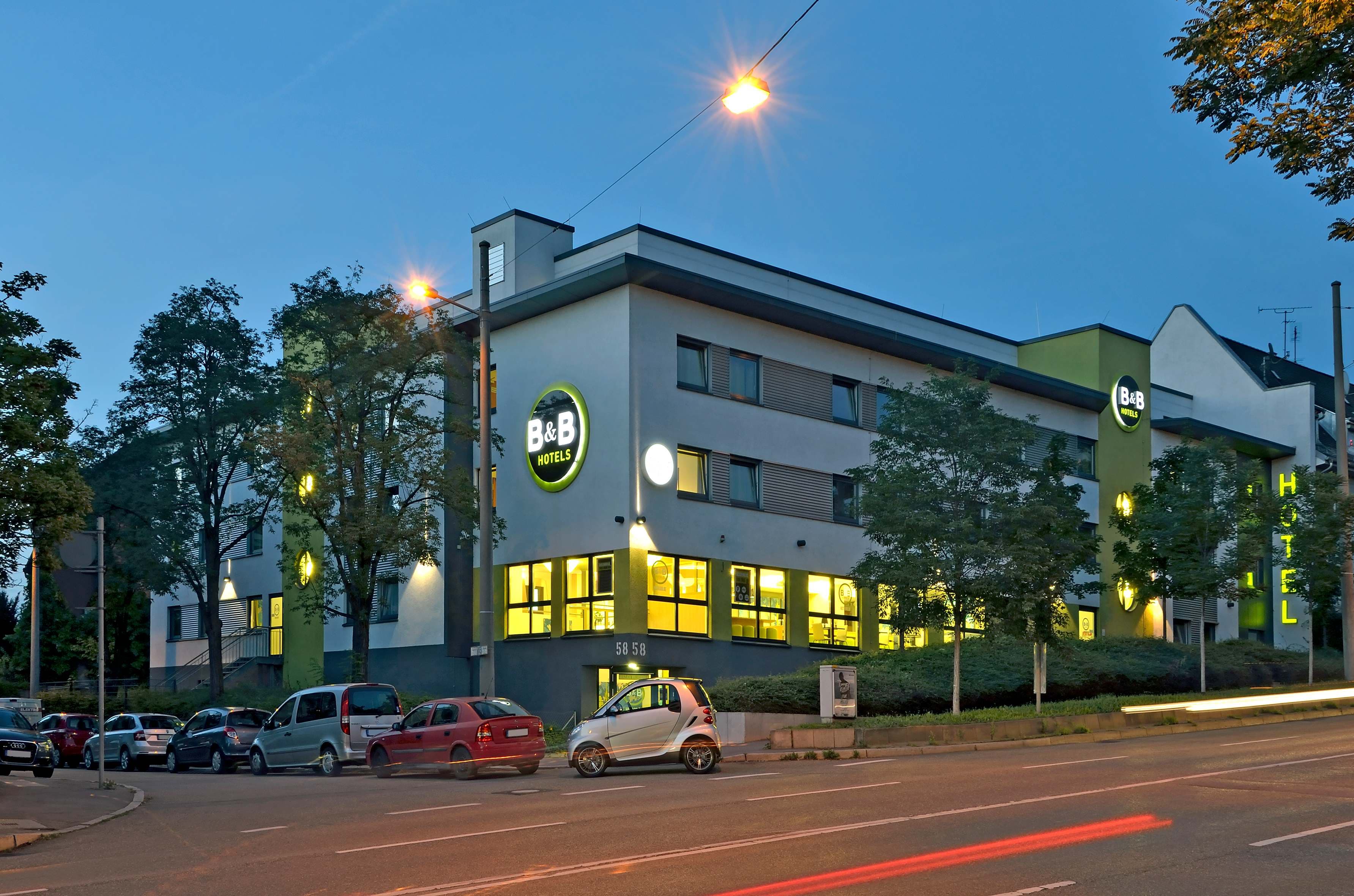 B&B Hotel Stuttgart-City Ansicht 3