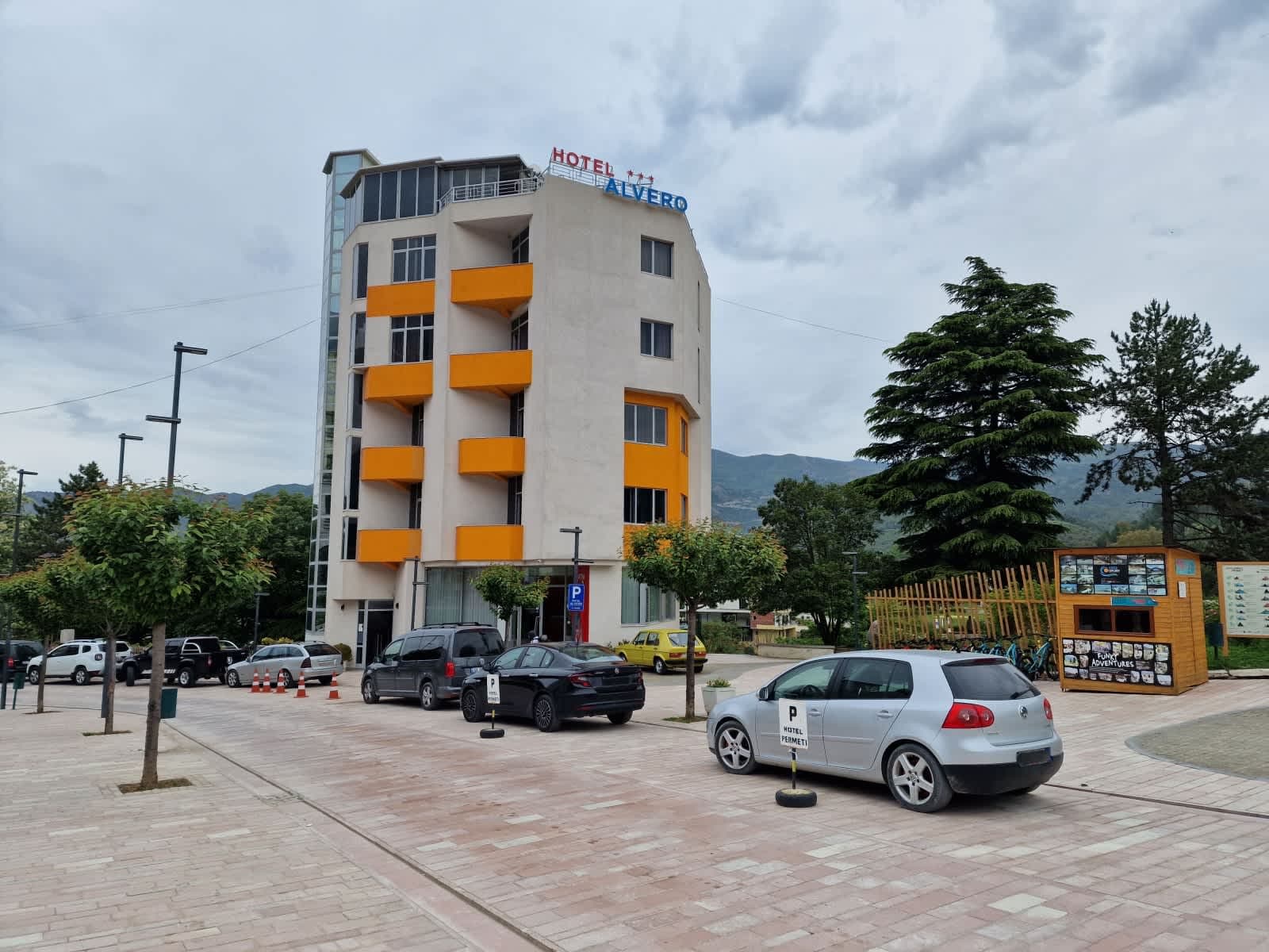Hotel Alvero