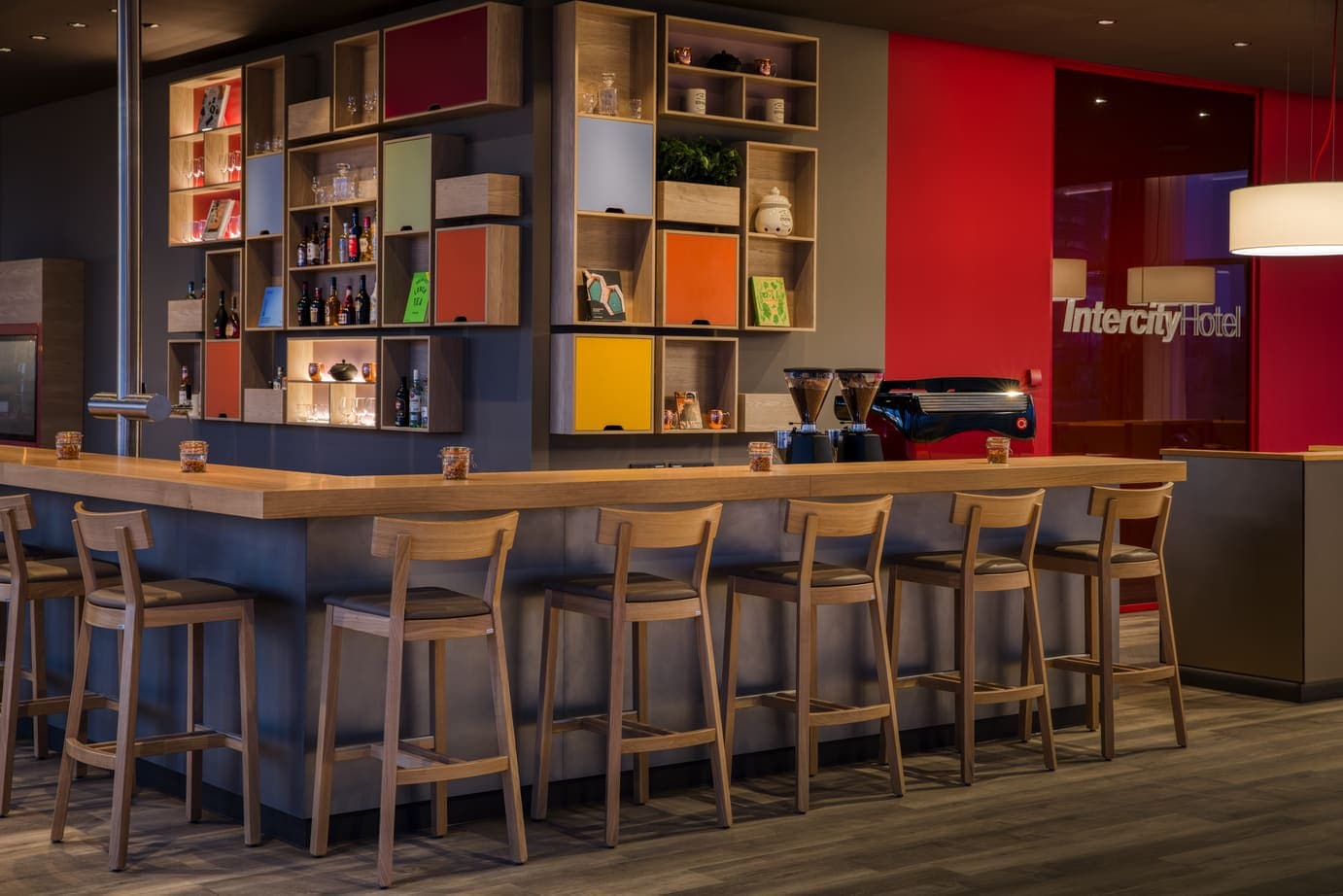 IntercityHotel Amsterdam Schiphol Airport Ansicht 9
